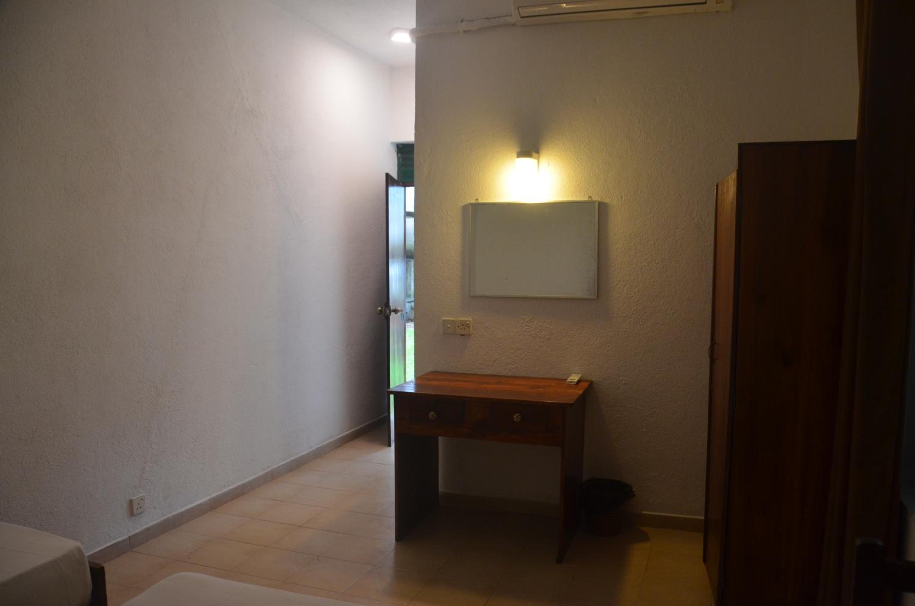 Twin Room With Garden View