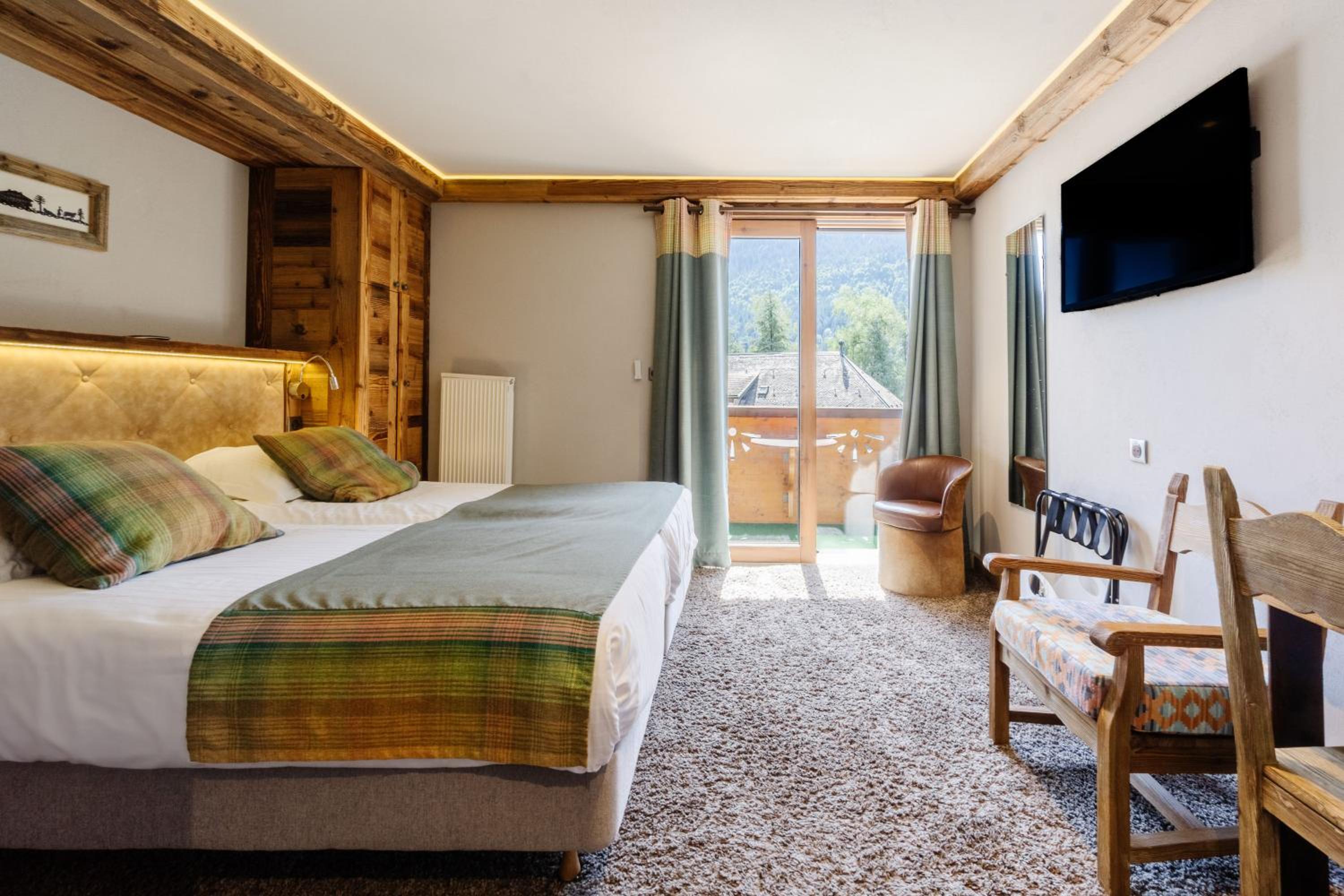Privilege Double Room with Mountain View