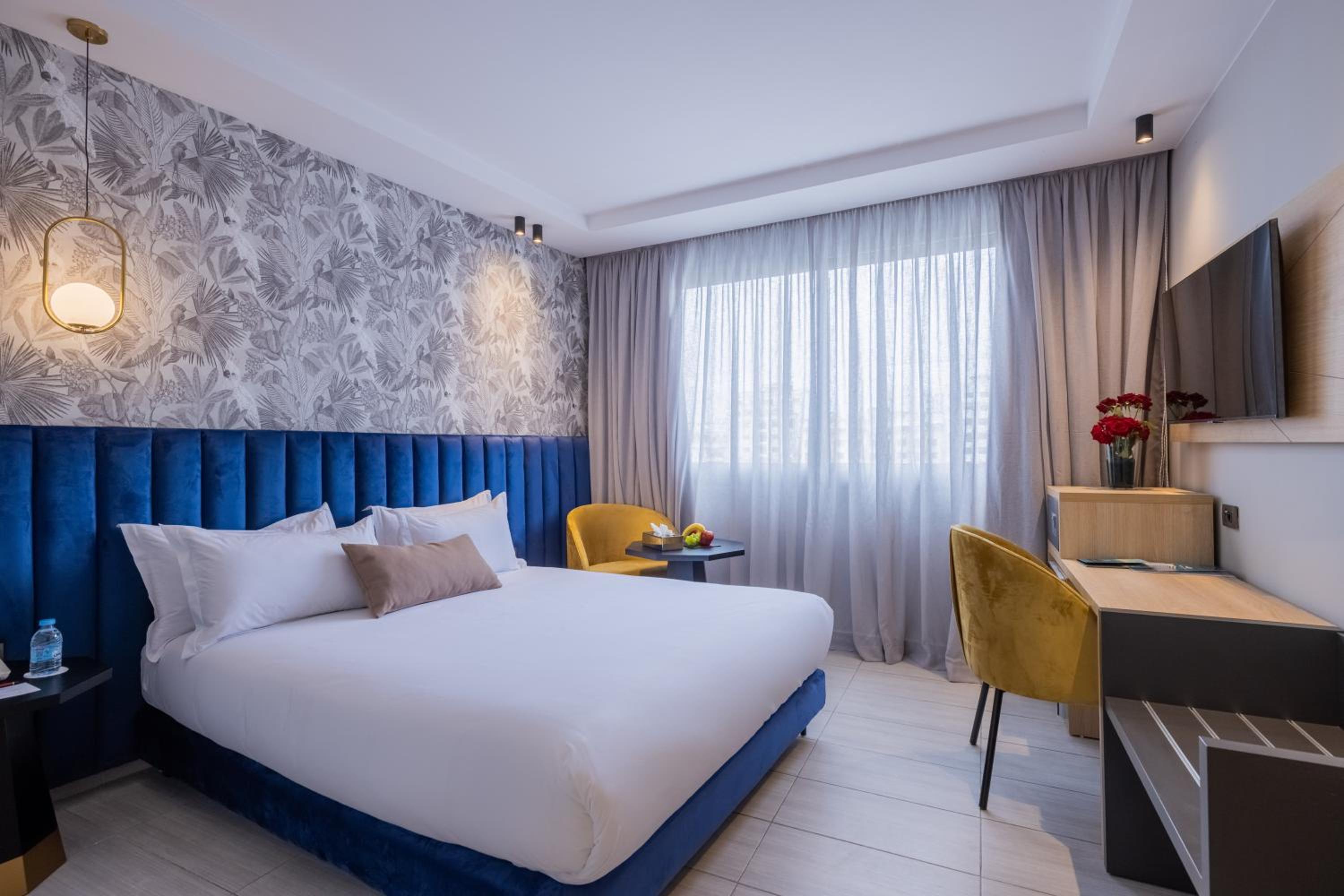 Superior Room , King Size Bed - Photo 1