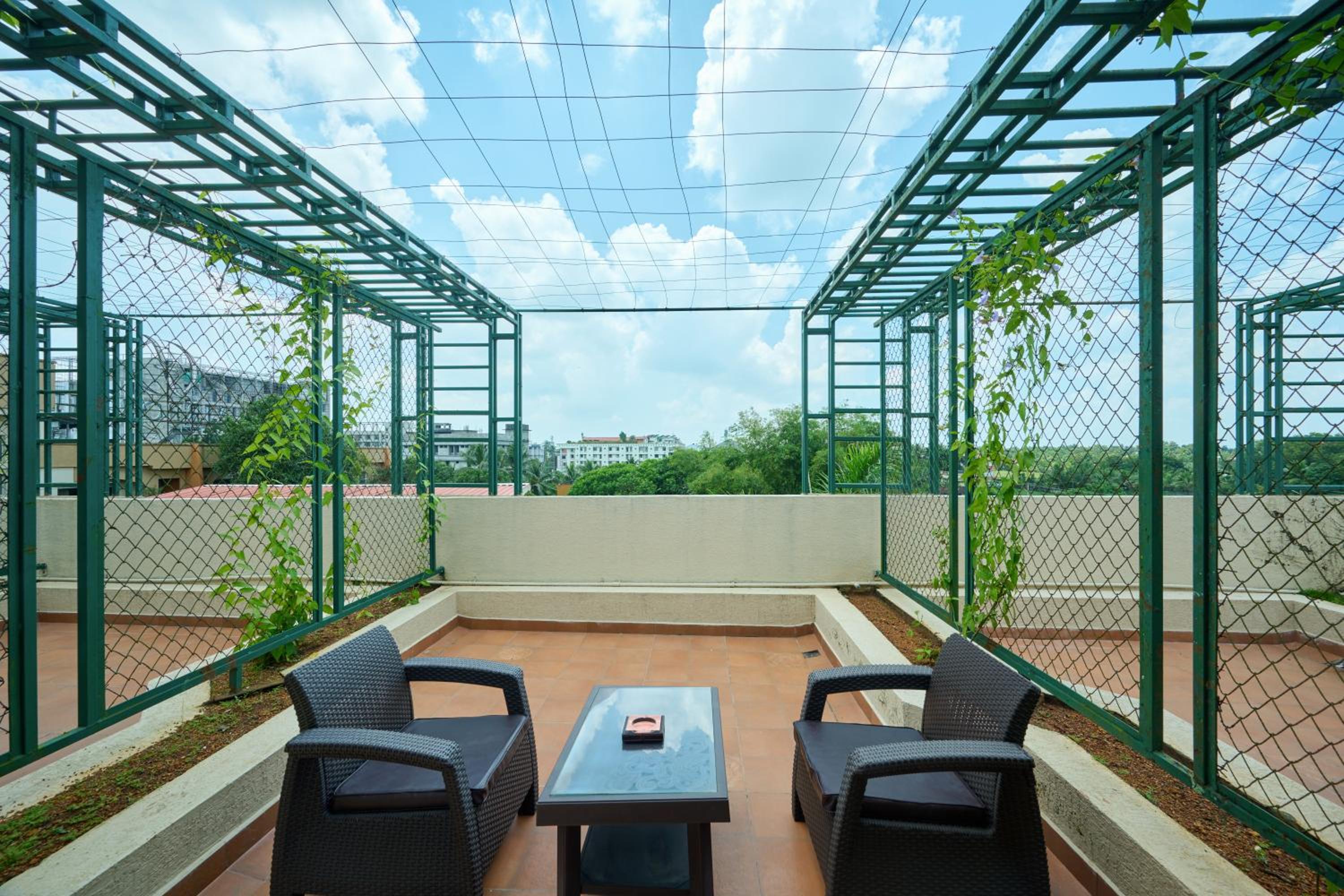 Executive club room  with complimentary airport transfers - Photo 4
