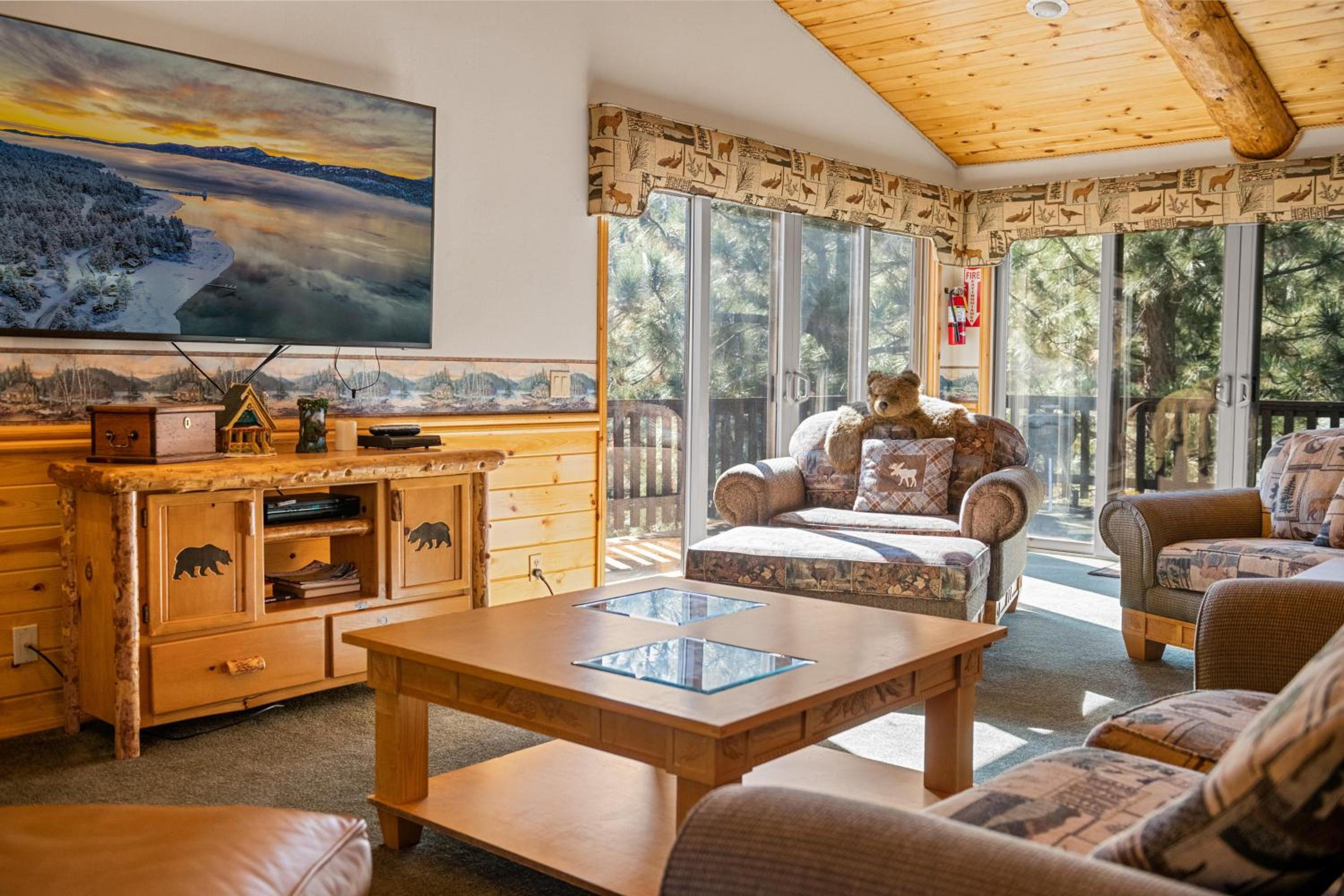 Three-Bedroom Holiday Home