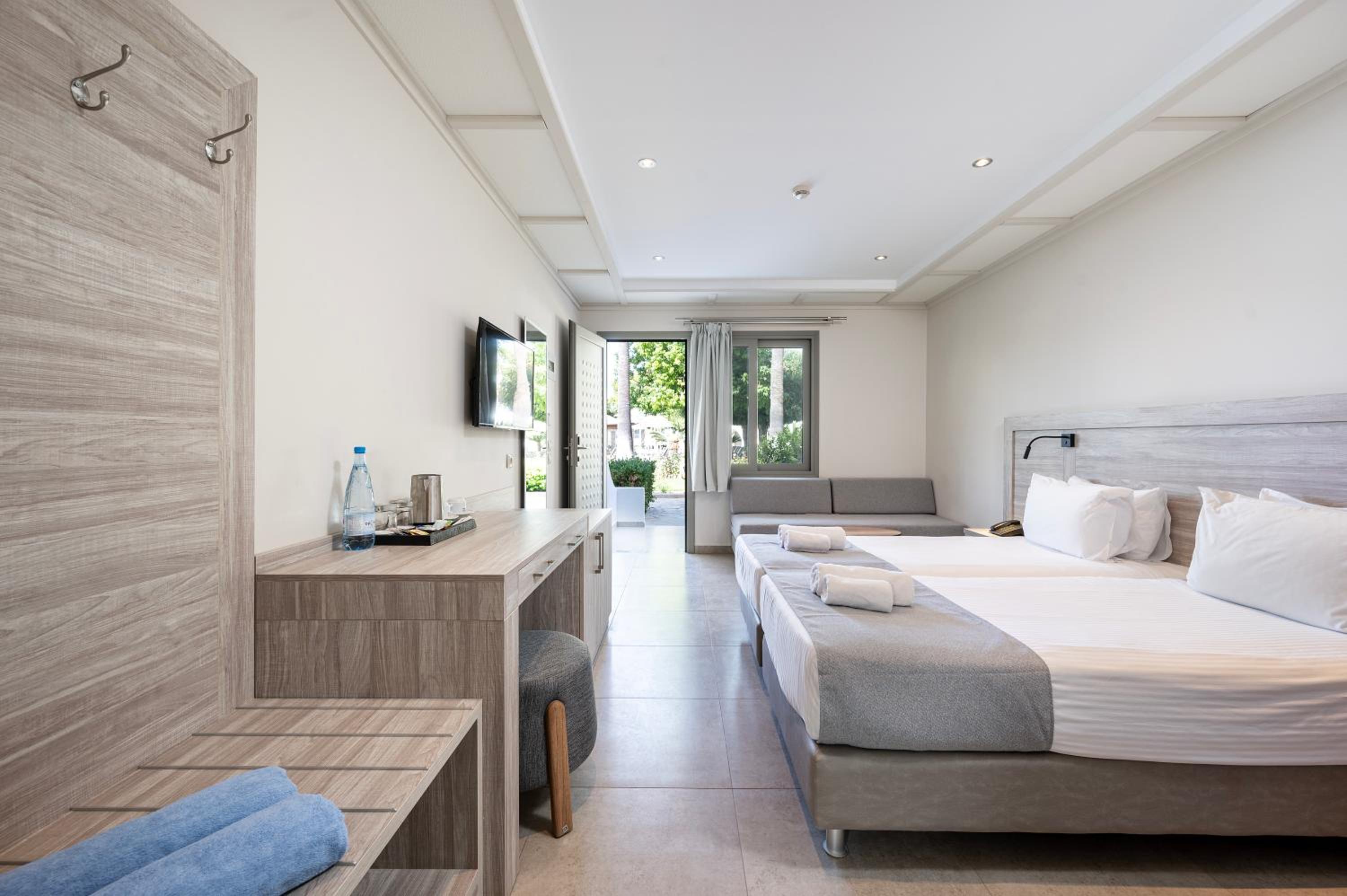 Superior Double or Twin Room photo 1