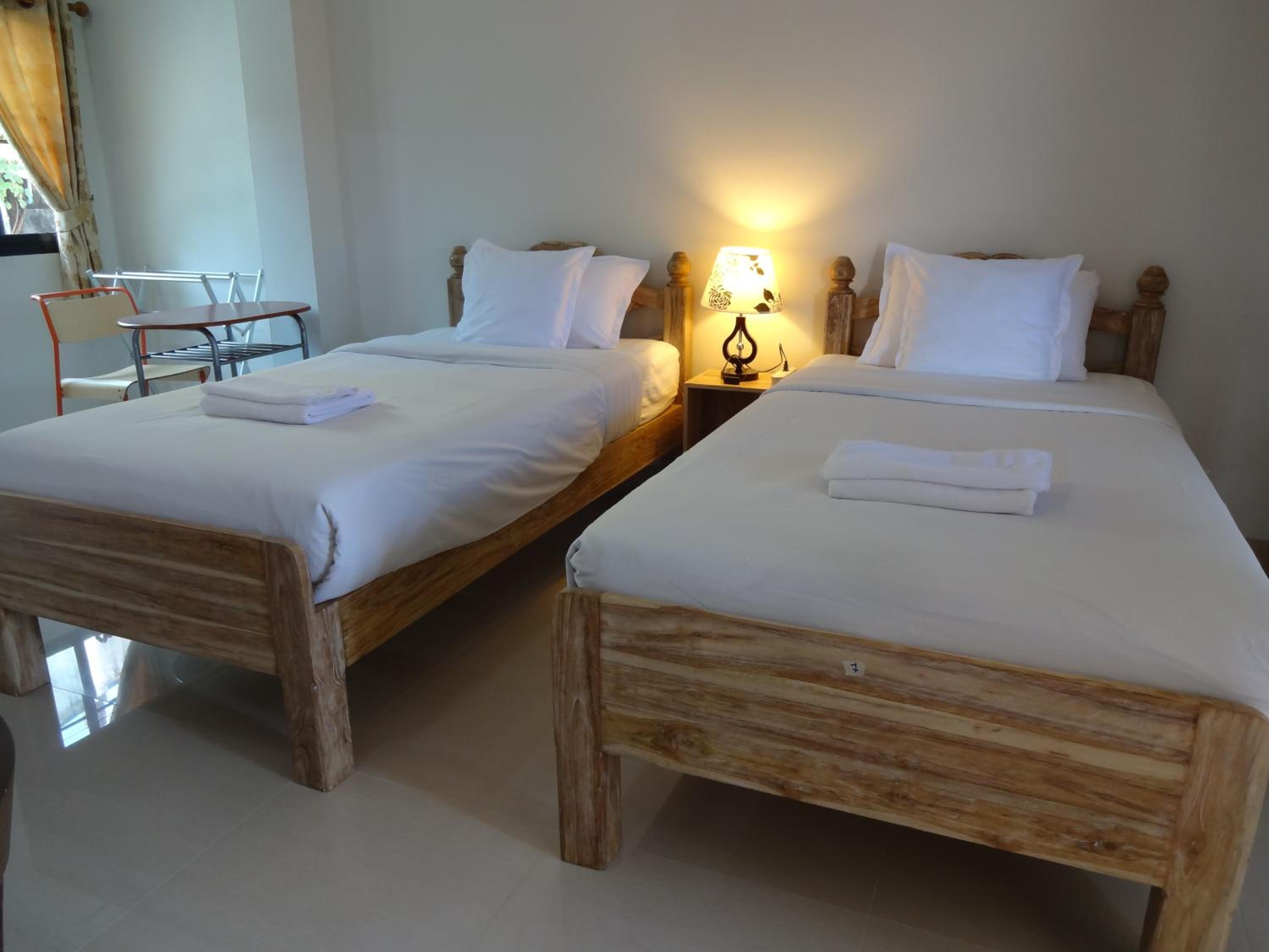 Standard Twin Room- Upper Floor - Photo 24