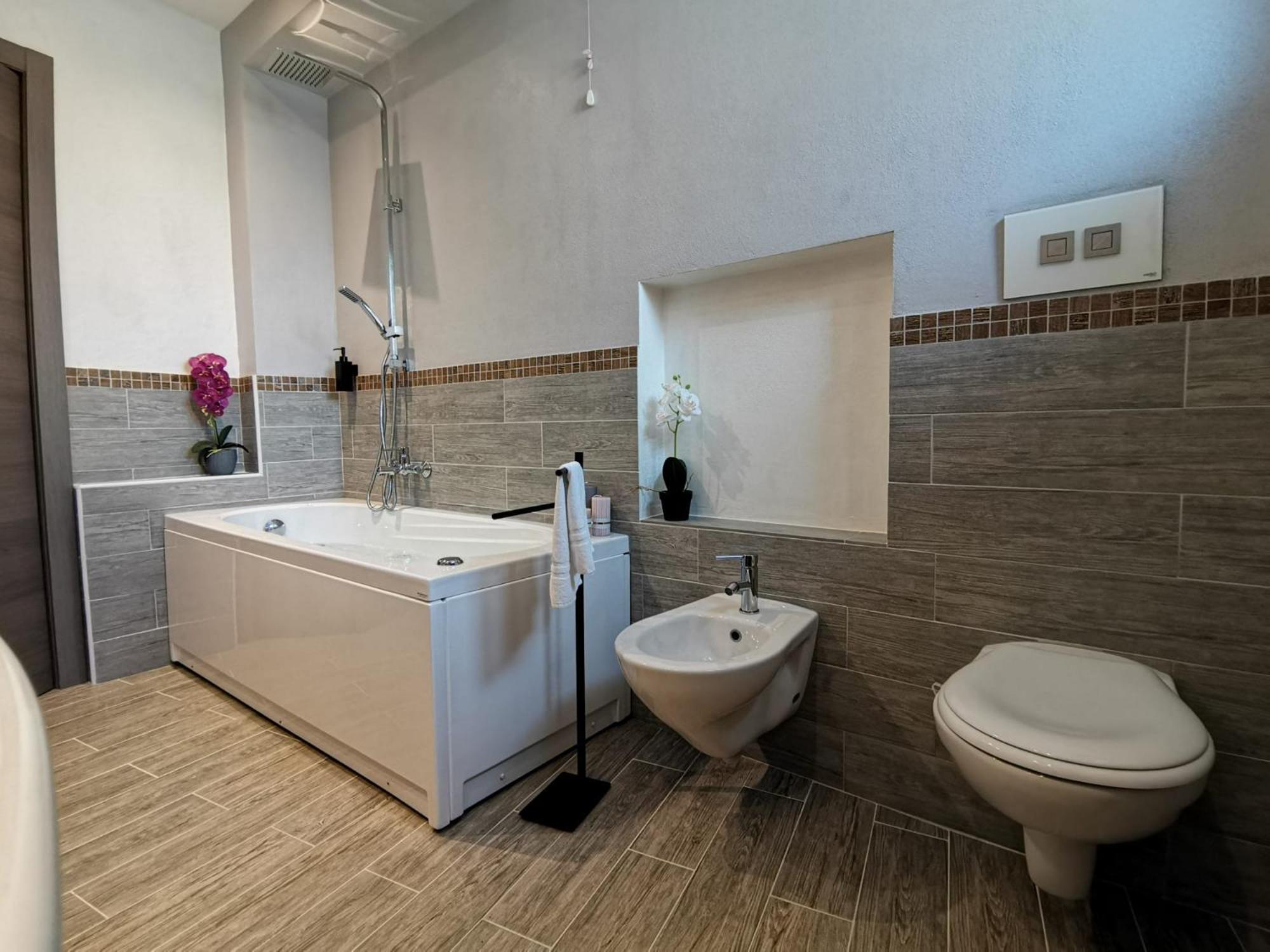 Double Room With Spa Bath photo 3