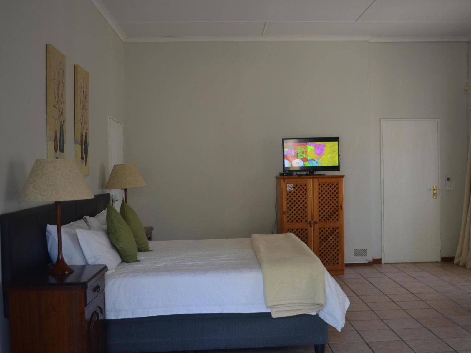 Classic King Room photo 2