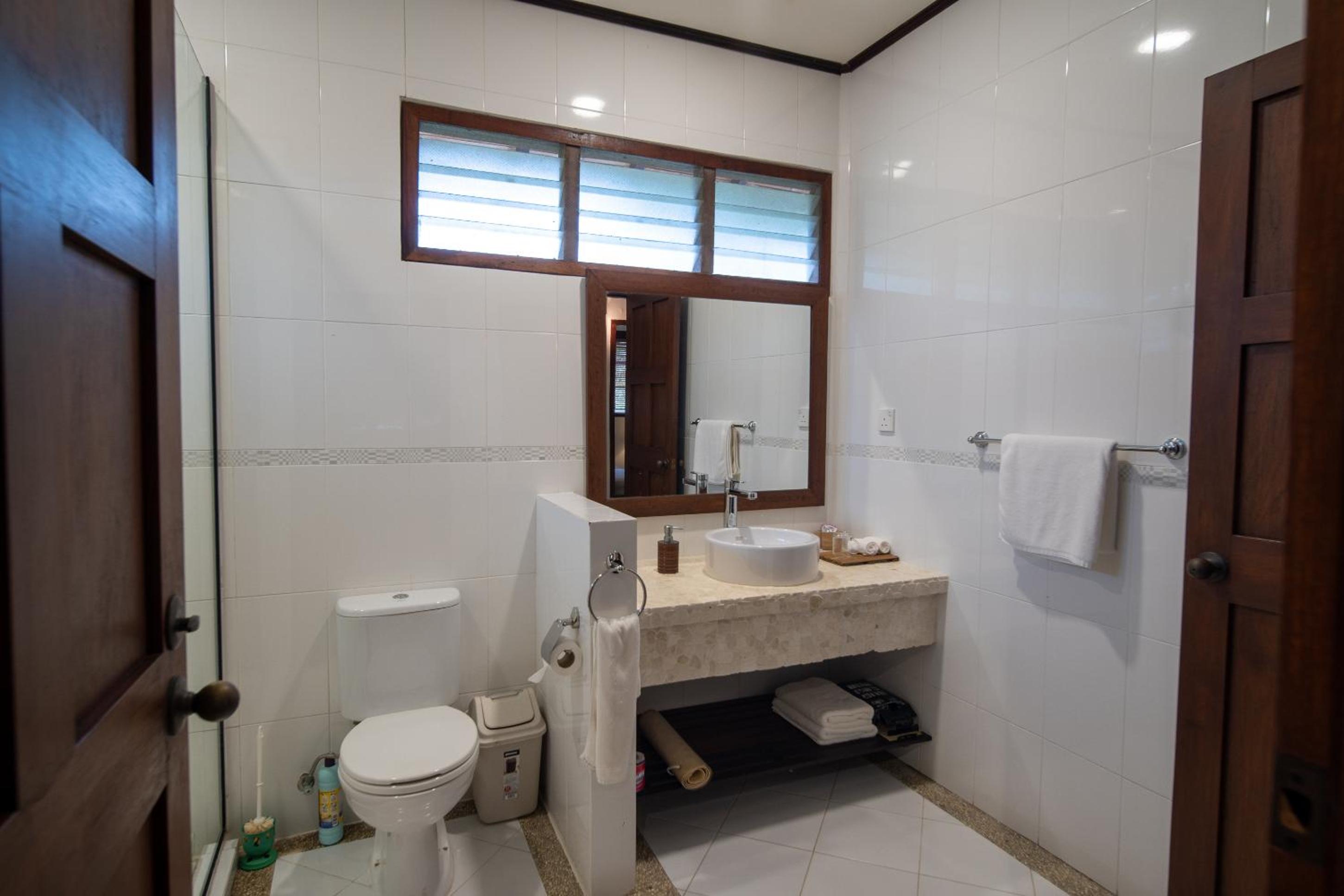 Three-Bedroom Villa - Photo 14