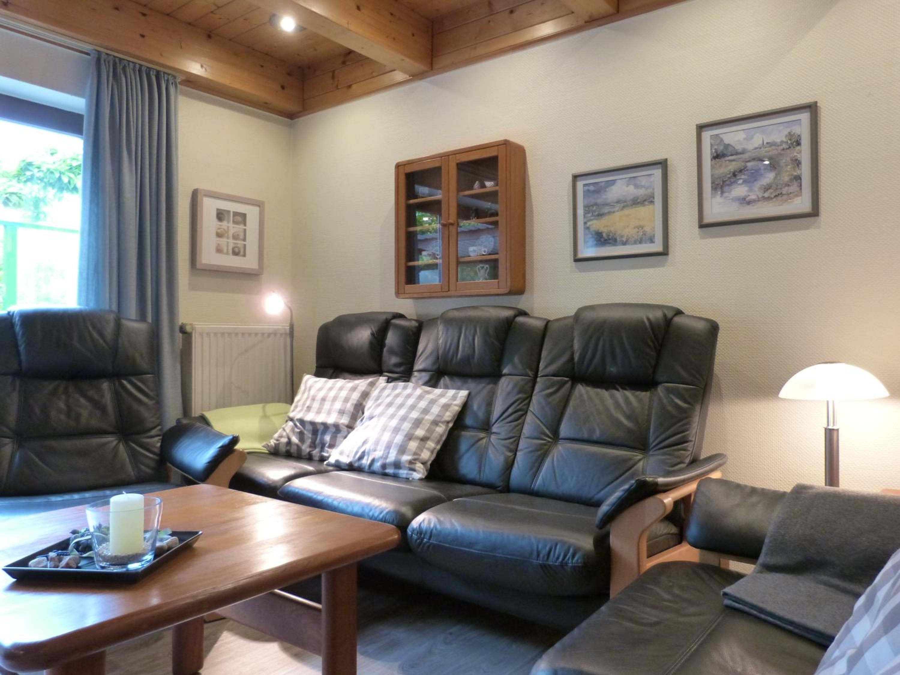 Two-Bedroom House photo 3