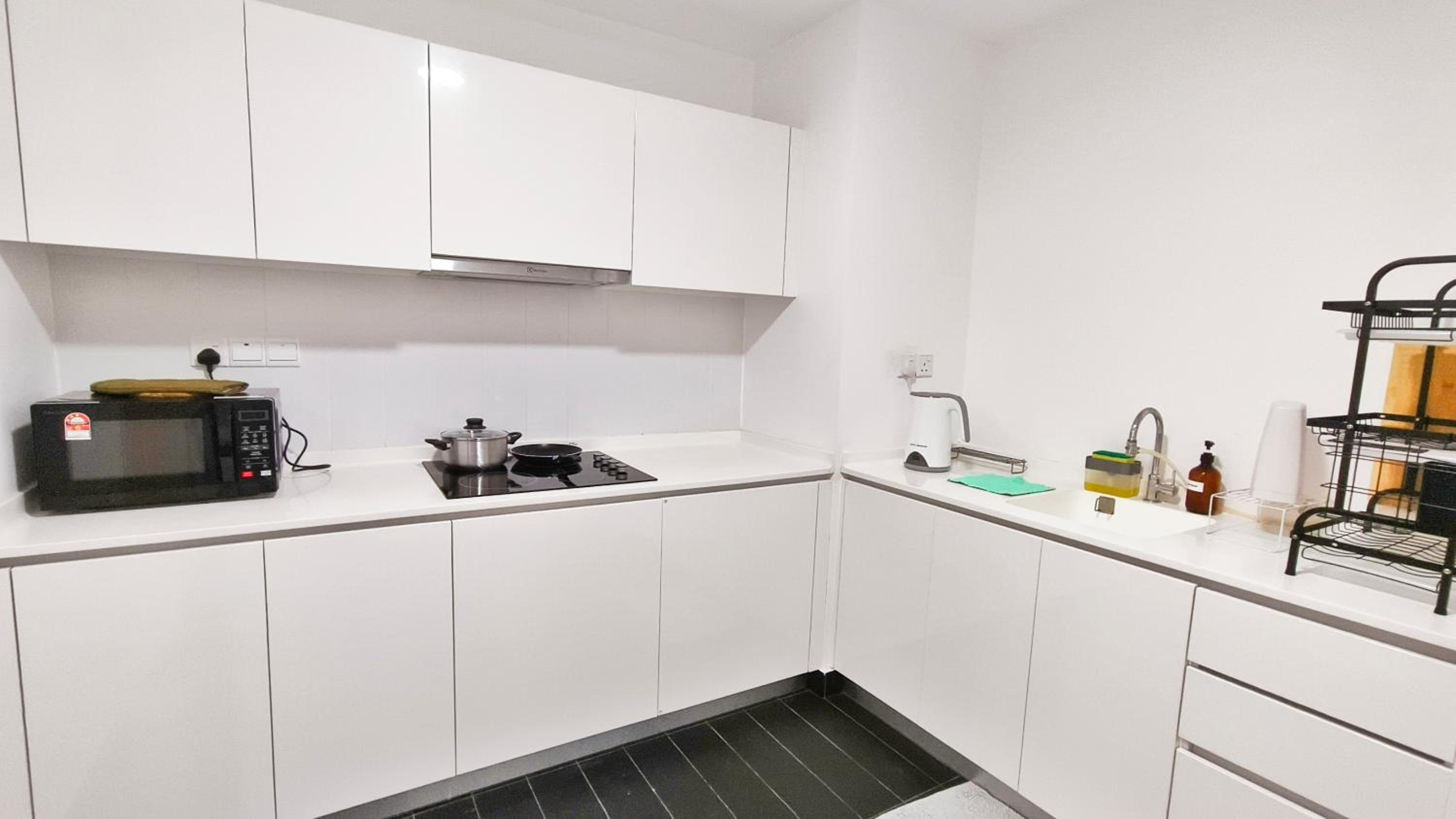 Two-Bedroom Apartment - Photo 3