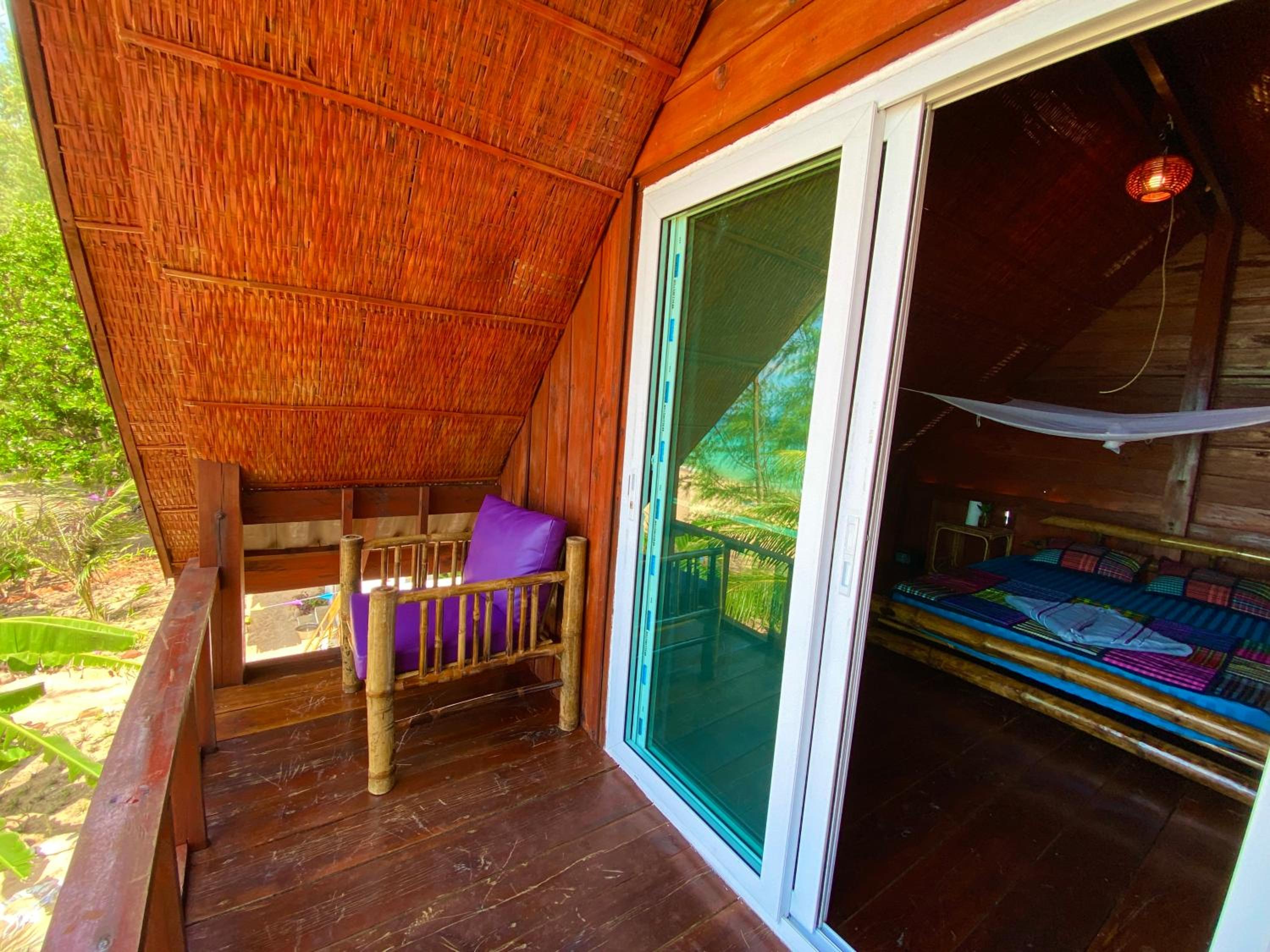 Superior Bungalow photo 2