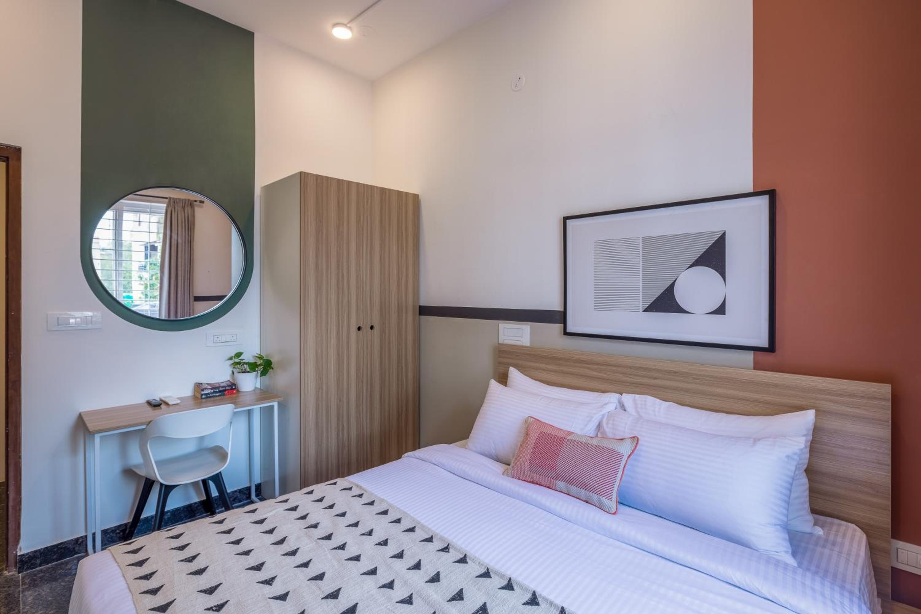 Standard Double Room - Photo 4