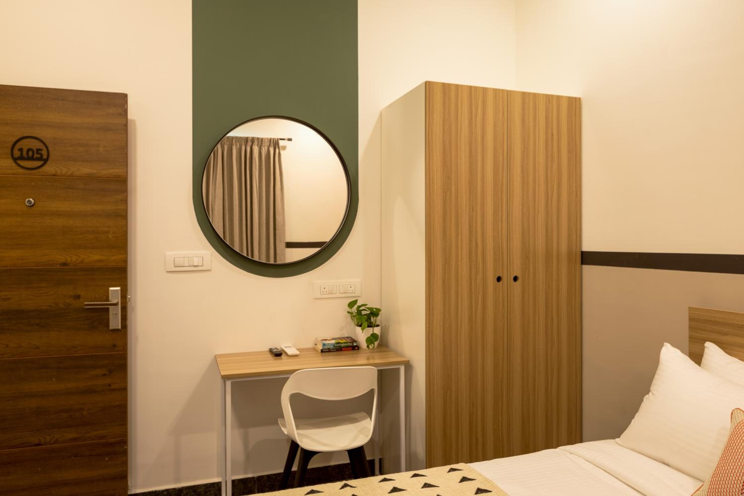 Budget Double Room - Photo 3
