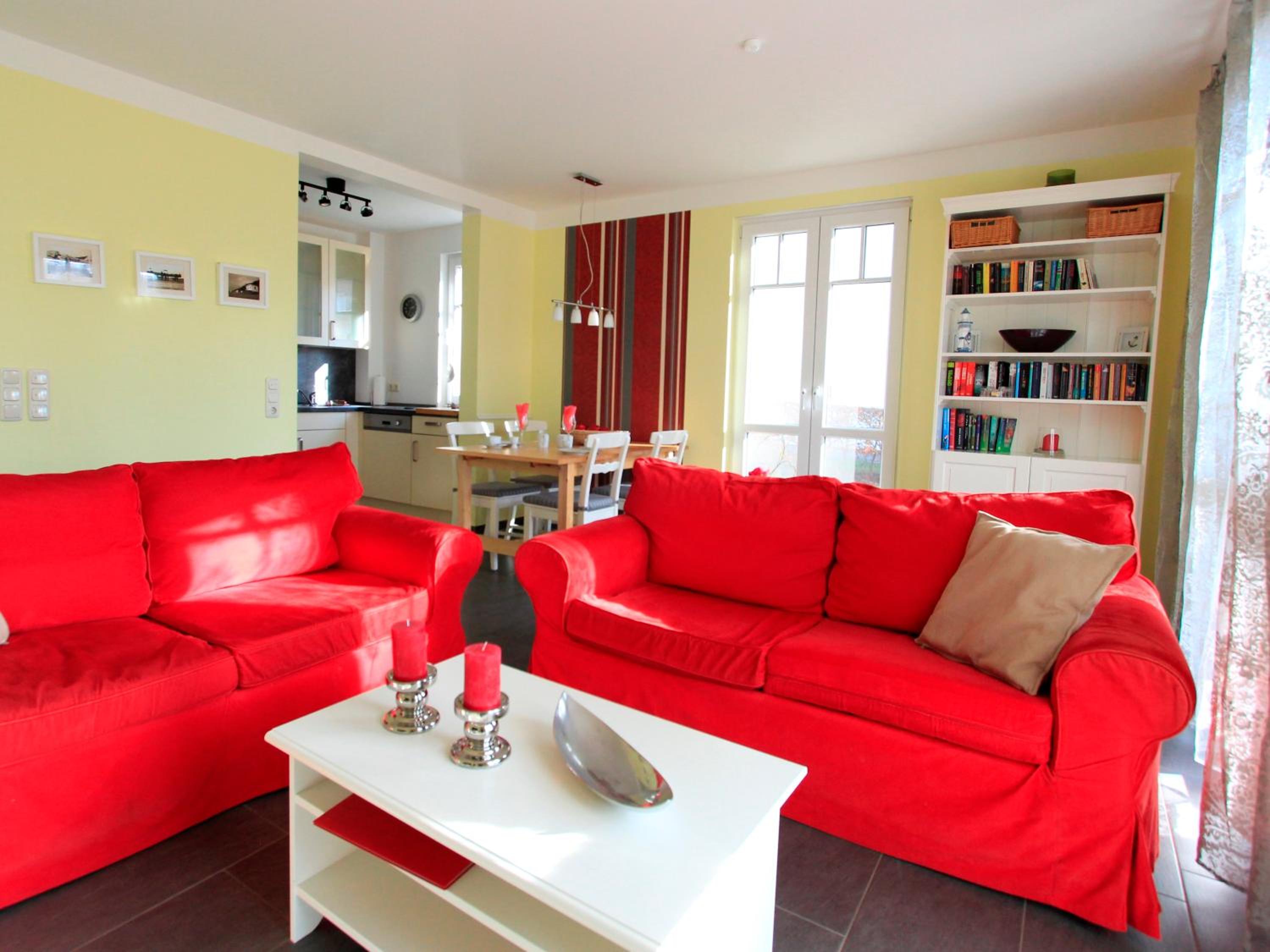 Apartment with Terrace photo 2