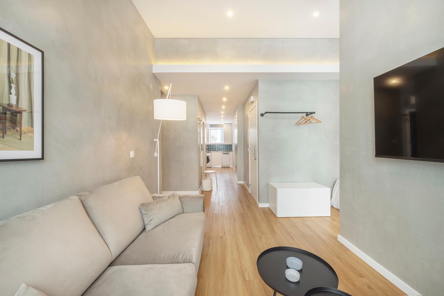 Apartment with Garden (7 adults) photo 3