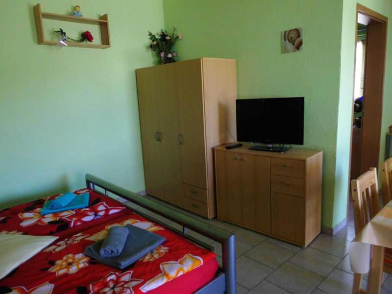 Two-Bedroom House photo 3