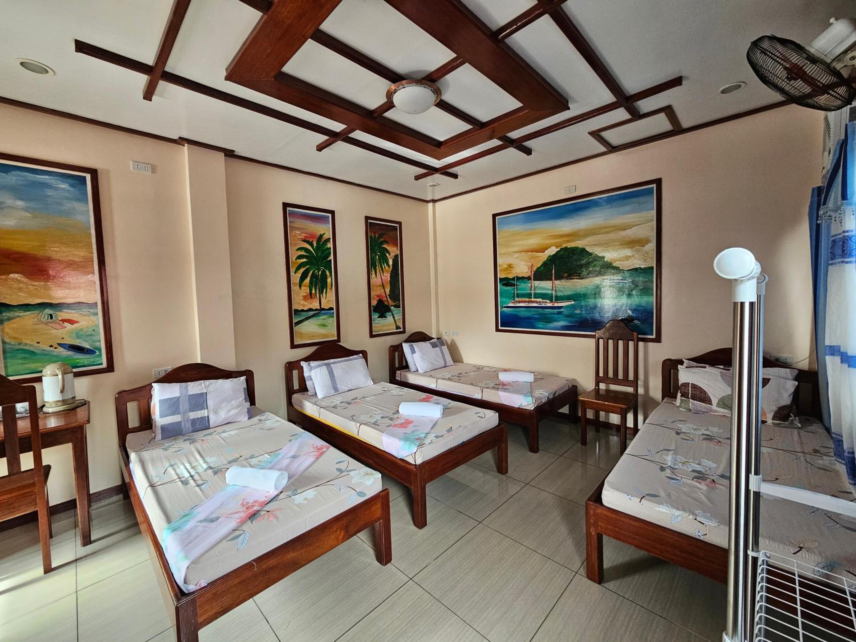 Standard Quadruple Room photo 1