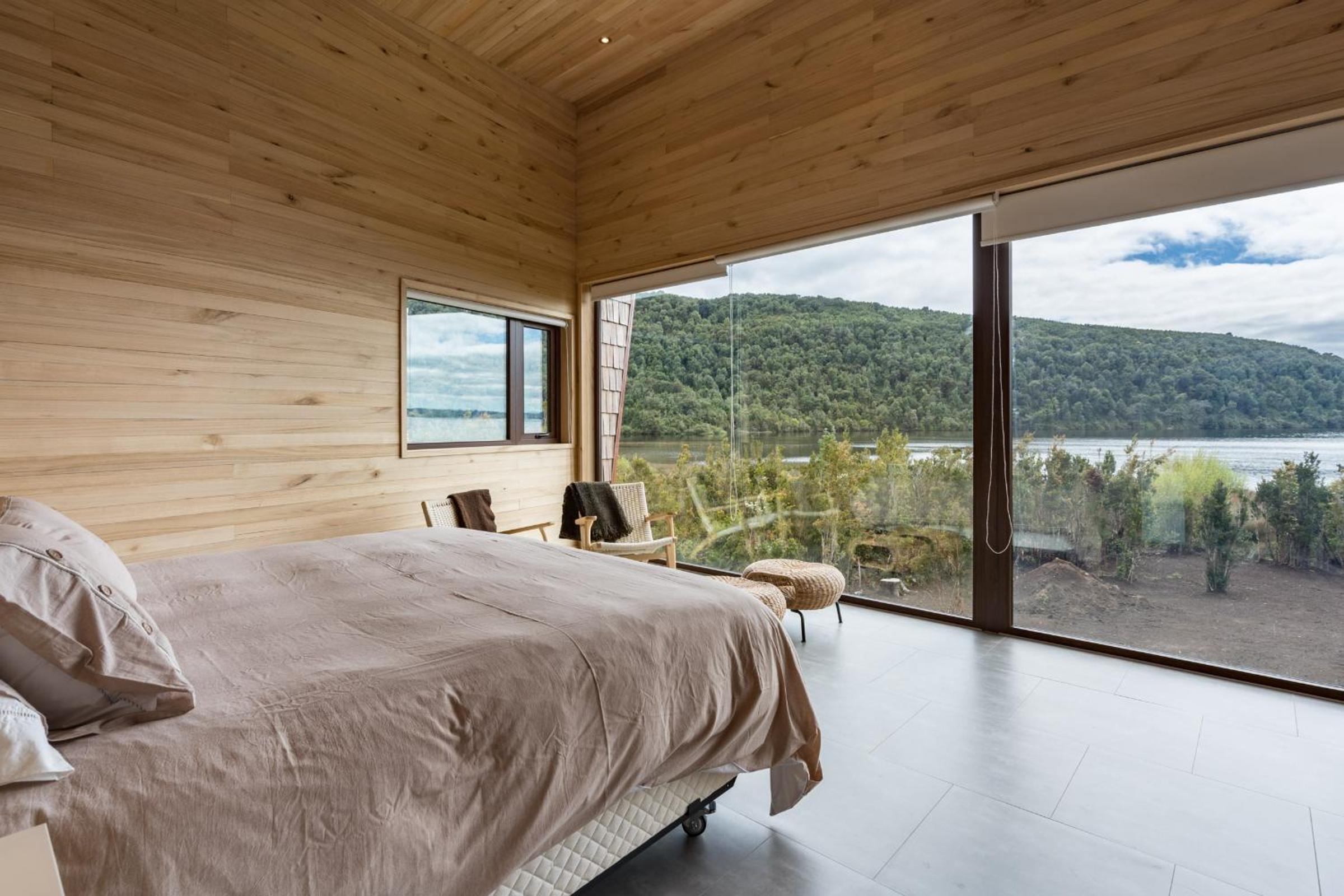 Four-Bedroom House photo 1