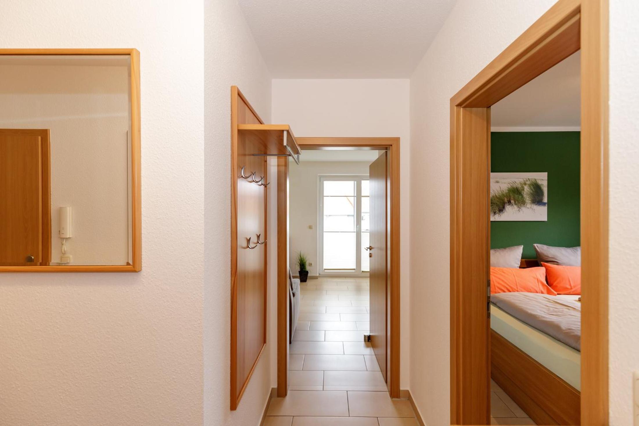 Apartment with Balcony photo 3