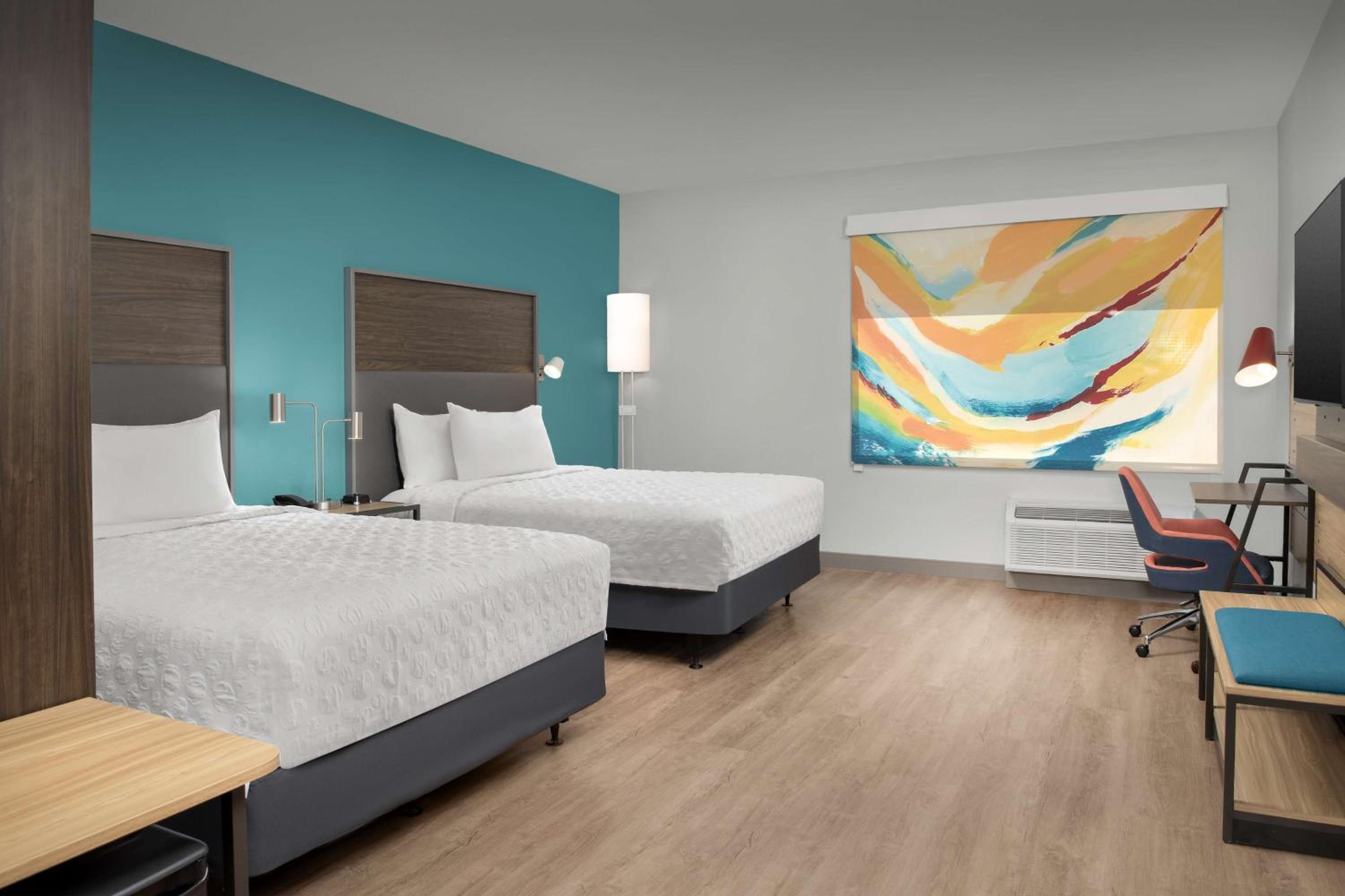 Queen Room with Two Queen Beds - Mobility Access - Photo 1