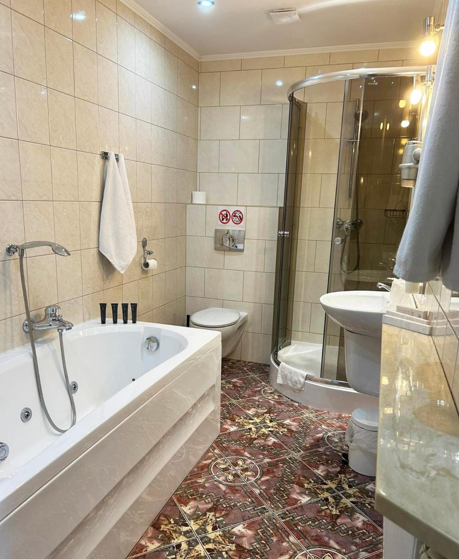 Apartment photo 3
