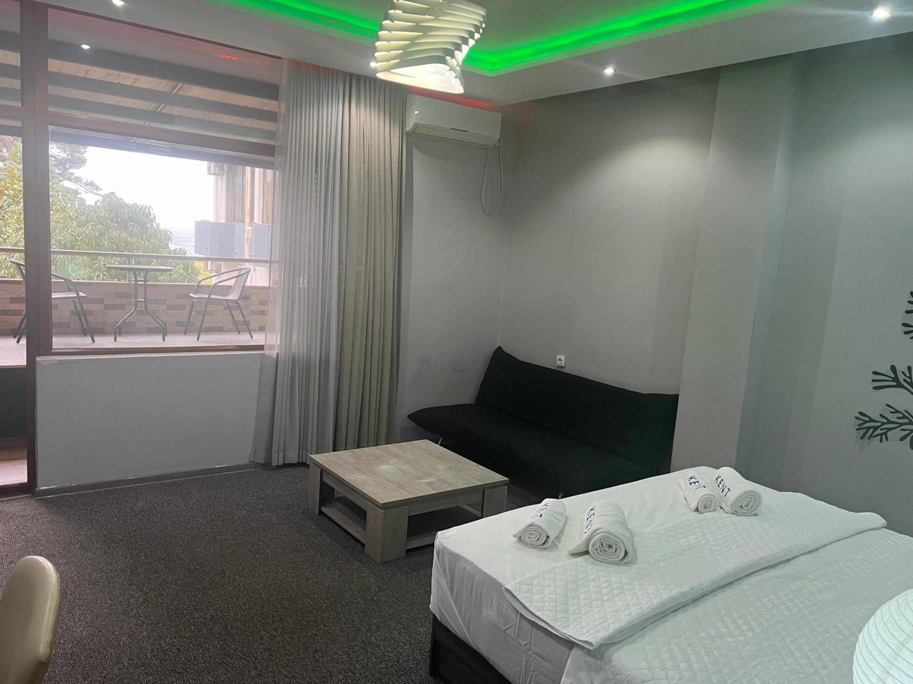 King Room with Spa Bath photo 3