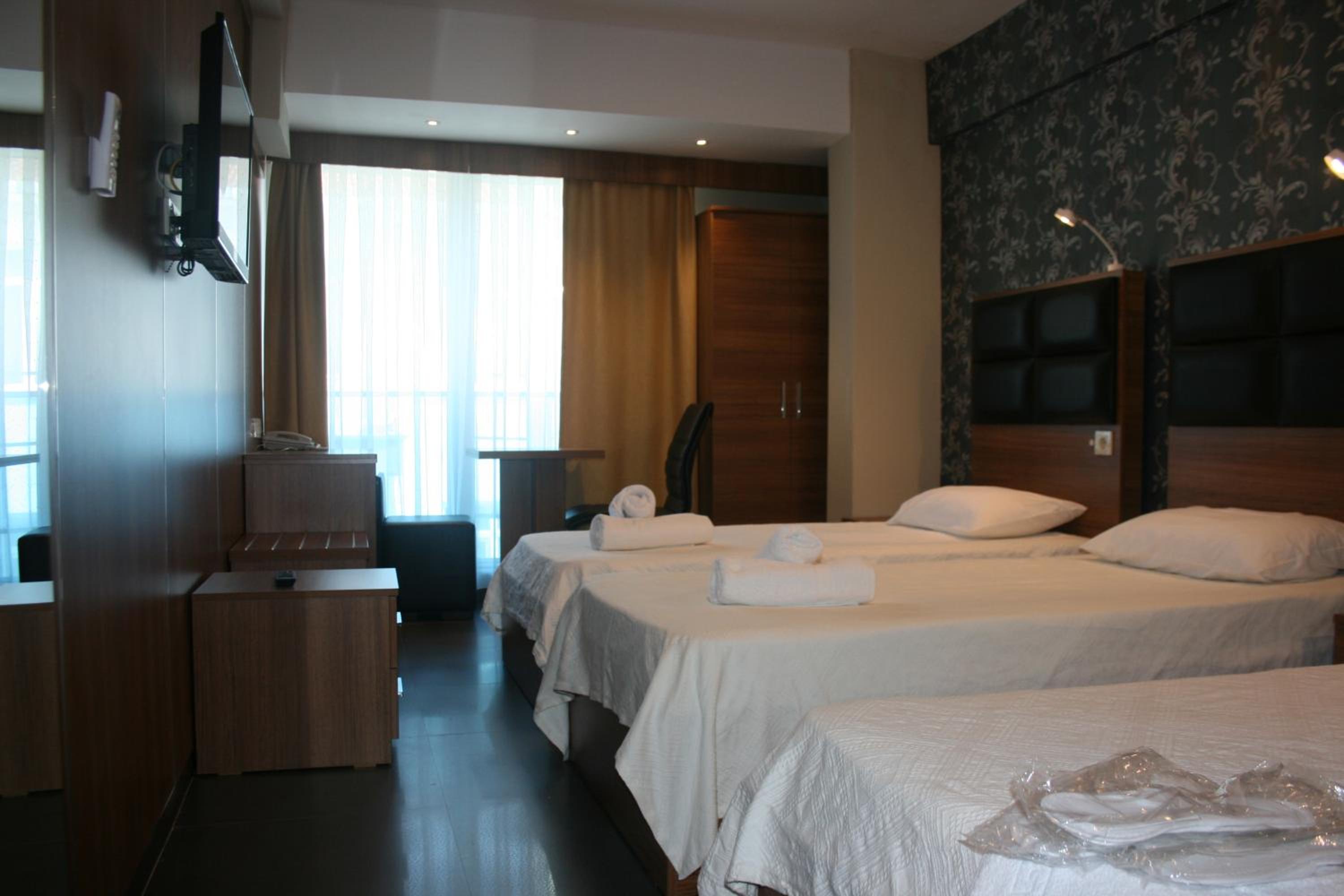 Triple Room photo 2