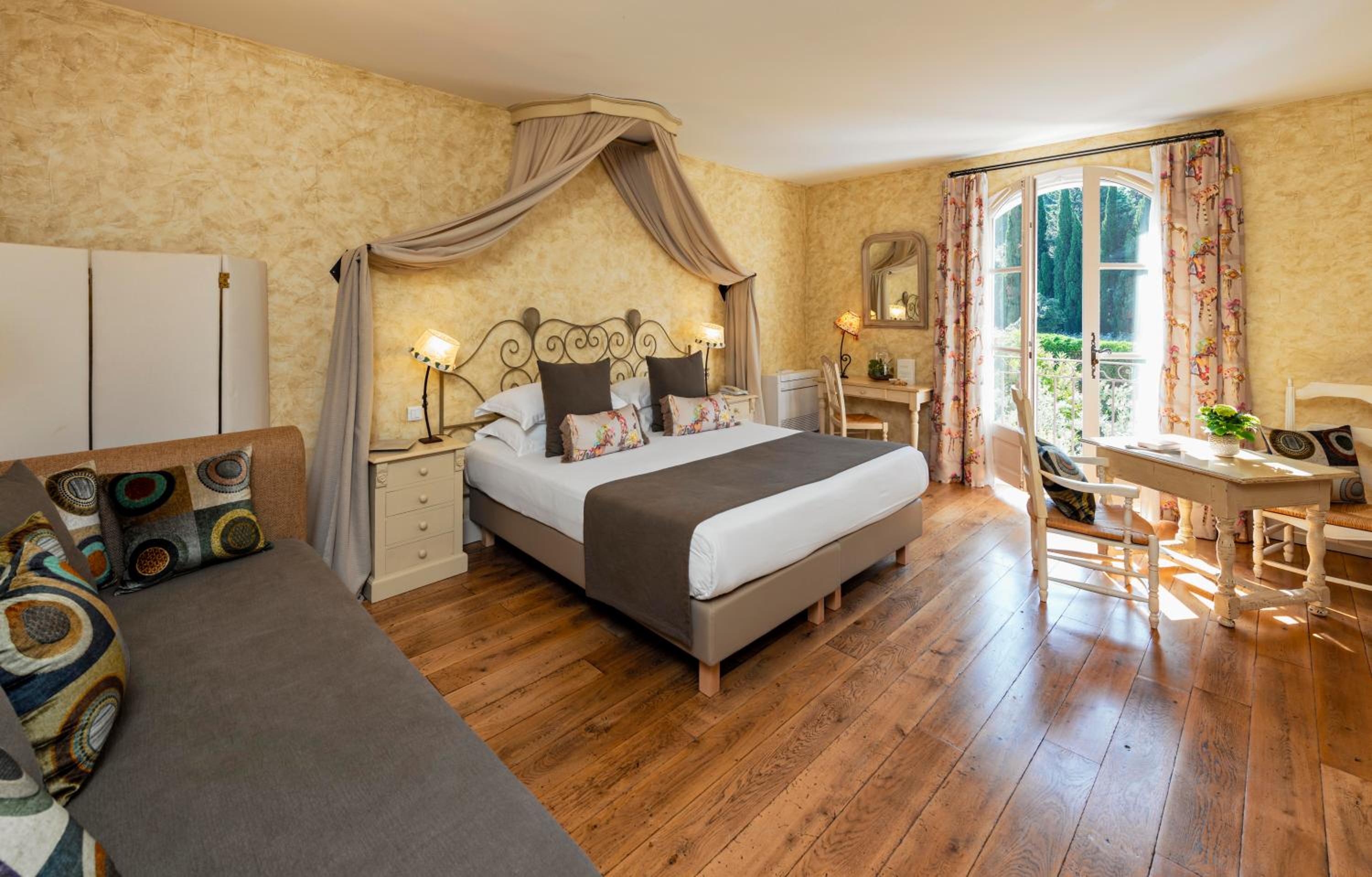 Prestige Triple Room photo 1