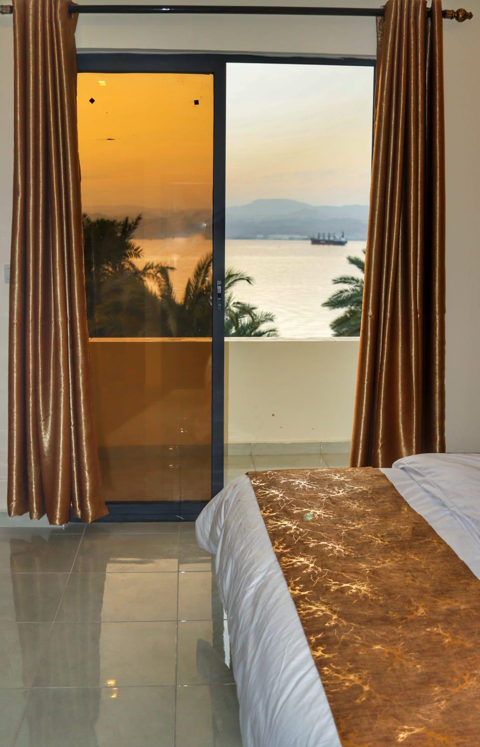 Double Room With Balcony And Sea View