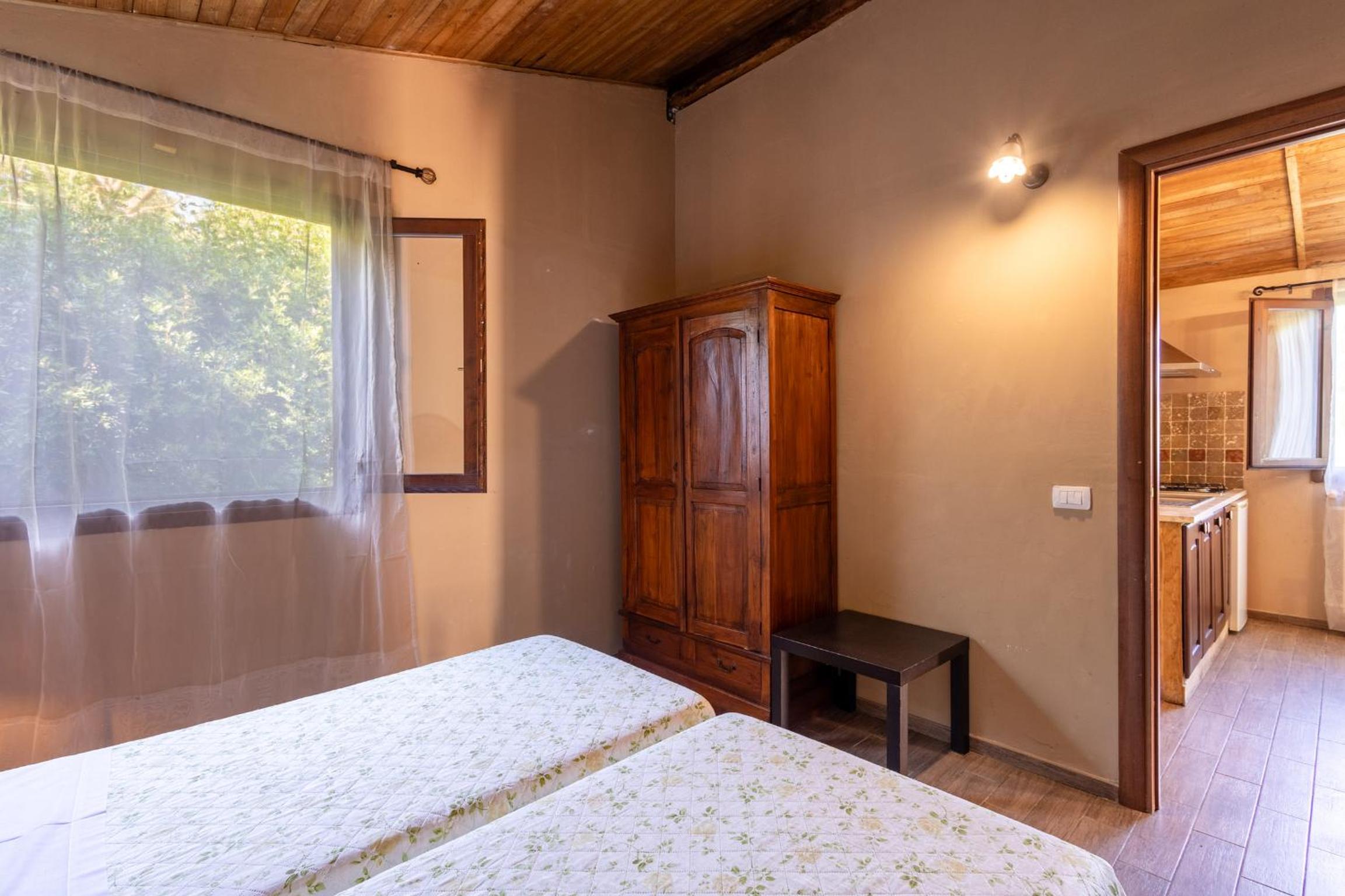 Two-Bedroom Apartment (4 Adults) - Photo 5