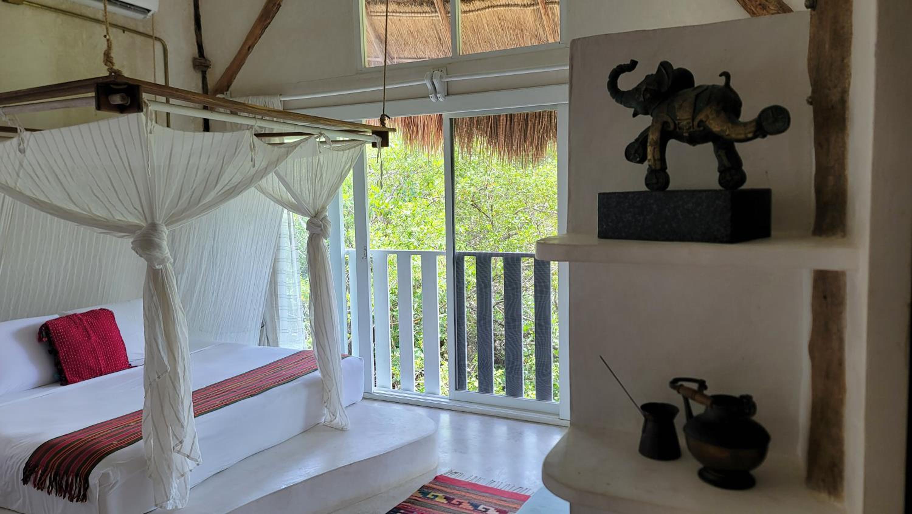 Superior Room King Size Bed With Terrace, Jungle View and Rooftop