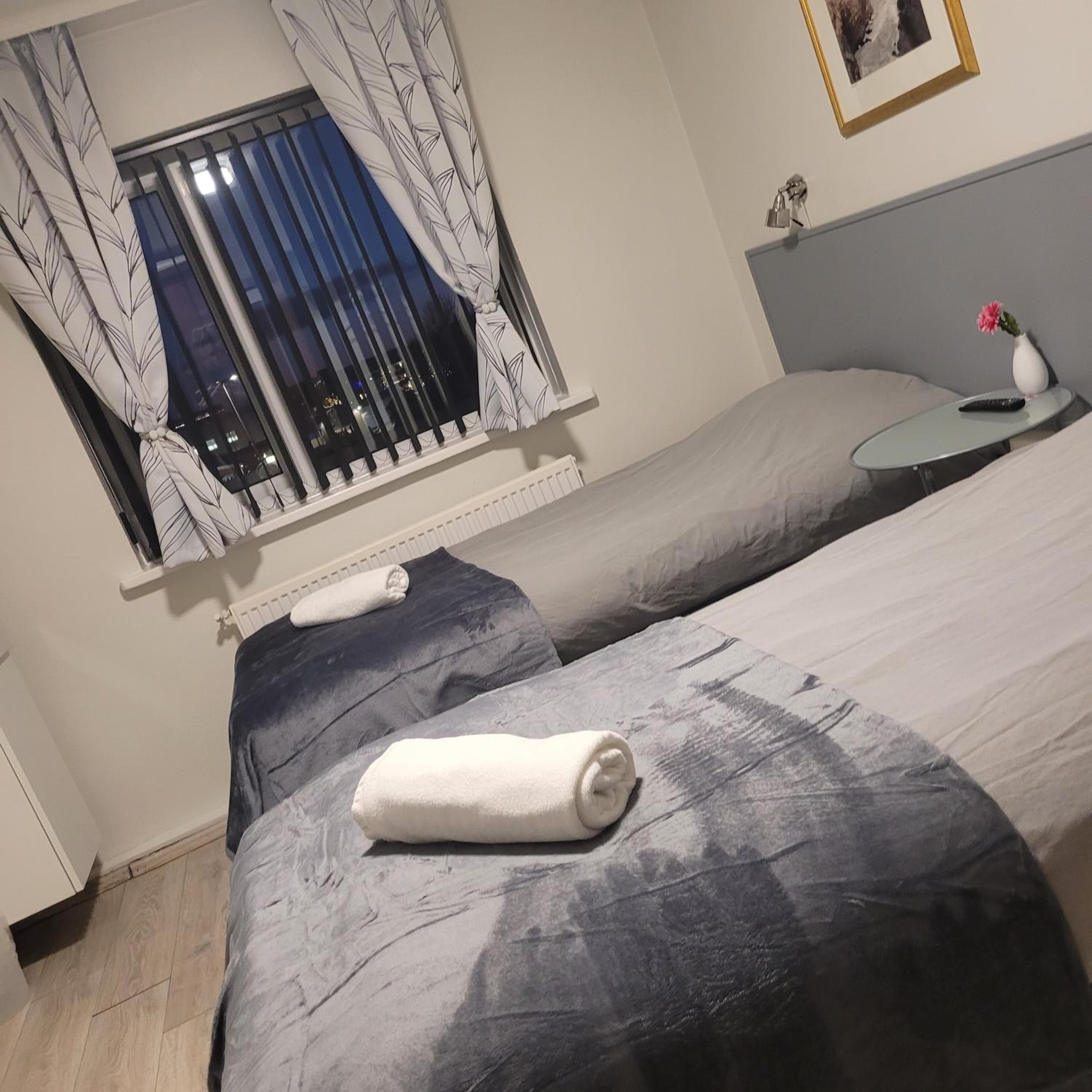 Double Or Twin Room With Shared Bathroom photo 1