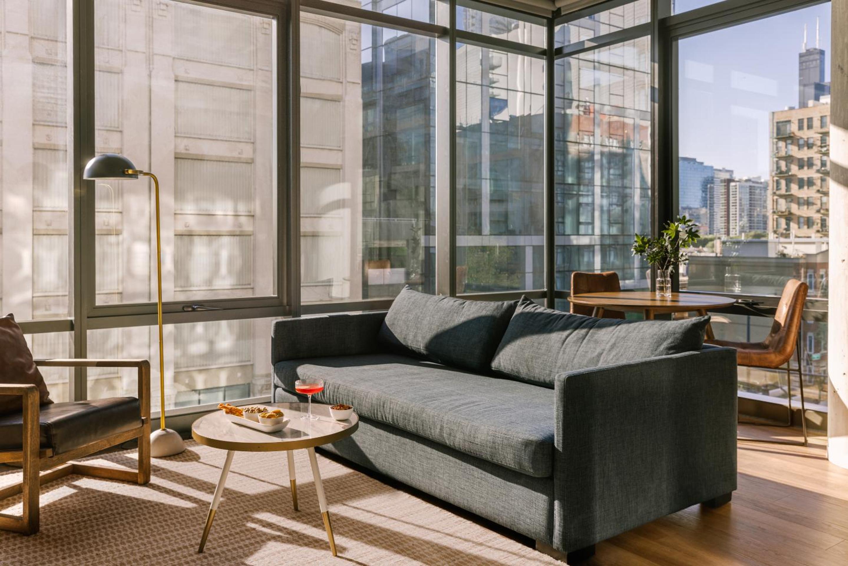 One-Bedroom Apartment