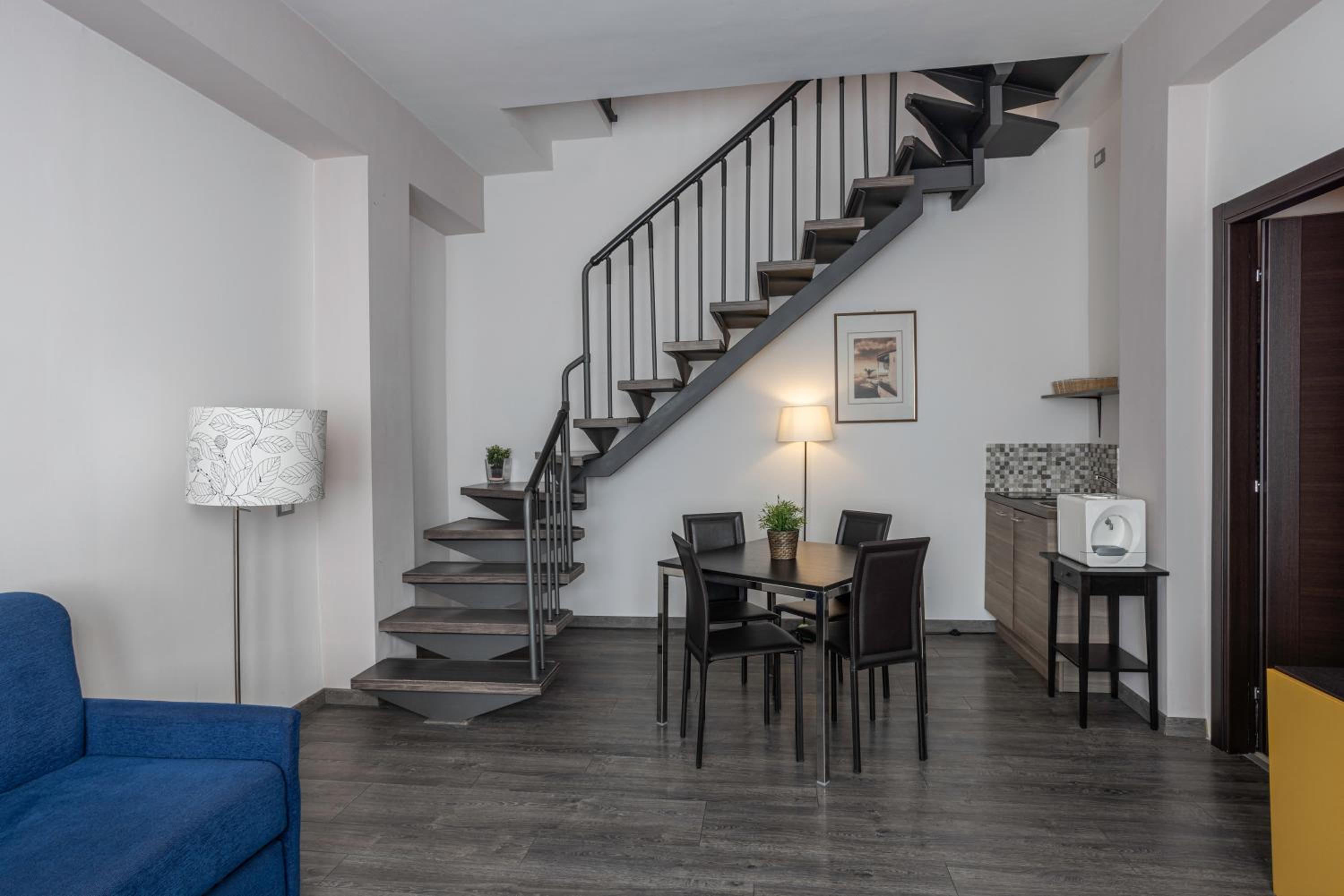 Family Room with Private Bathroom - Photo 13
