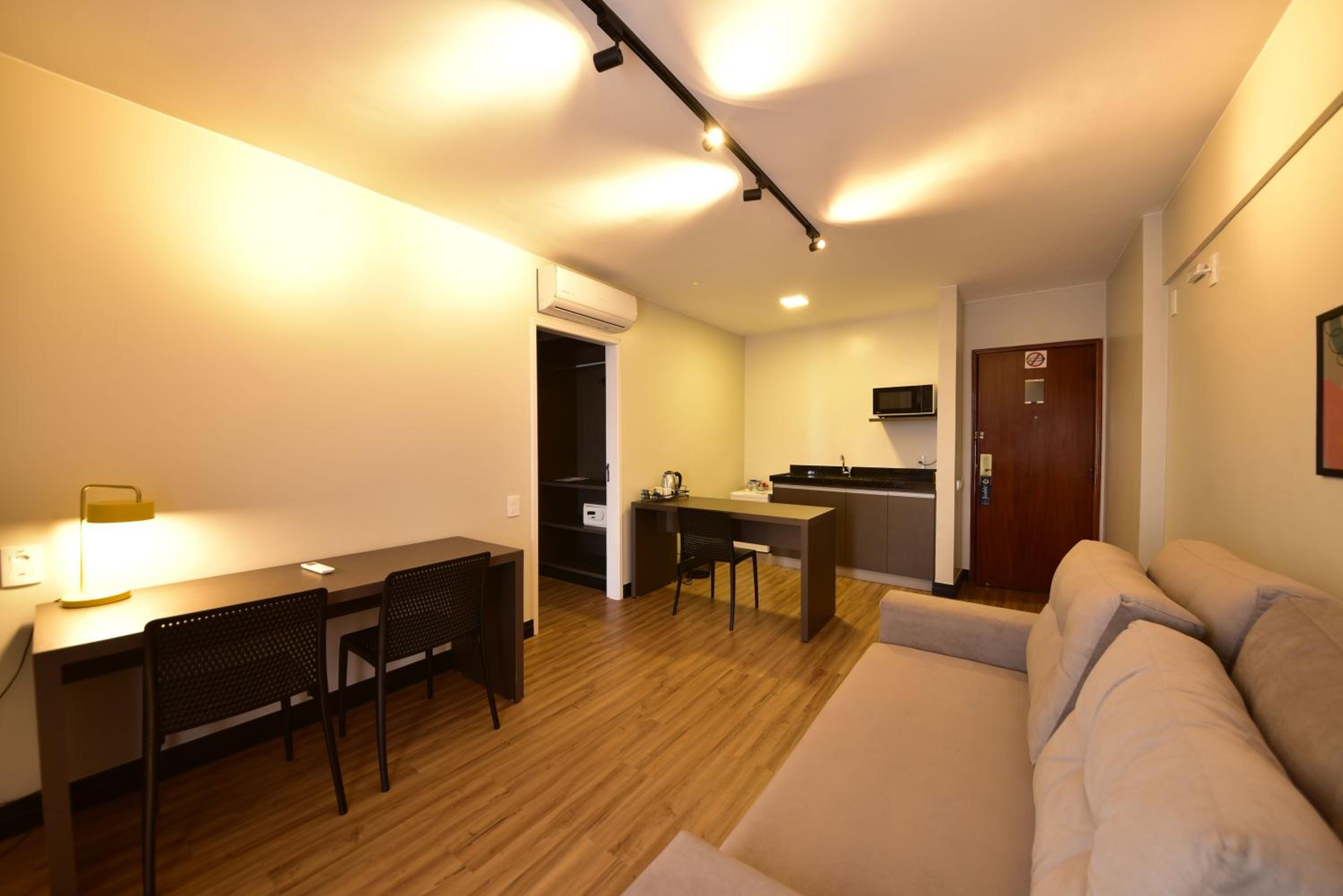 Golden Tulip Goiânia Address — Superior Double Room