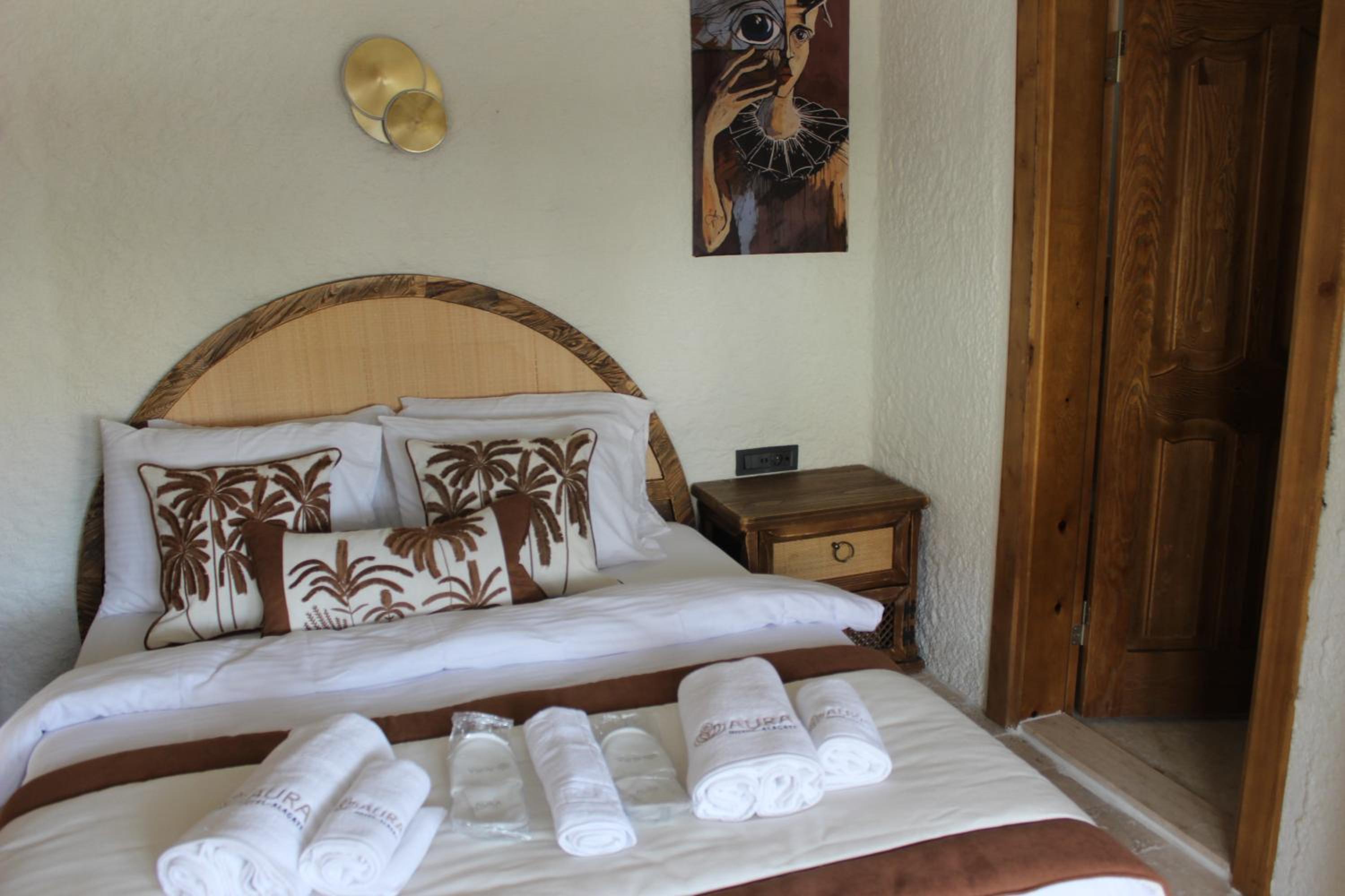 Deluxe Double Room With Shower