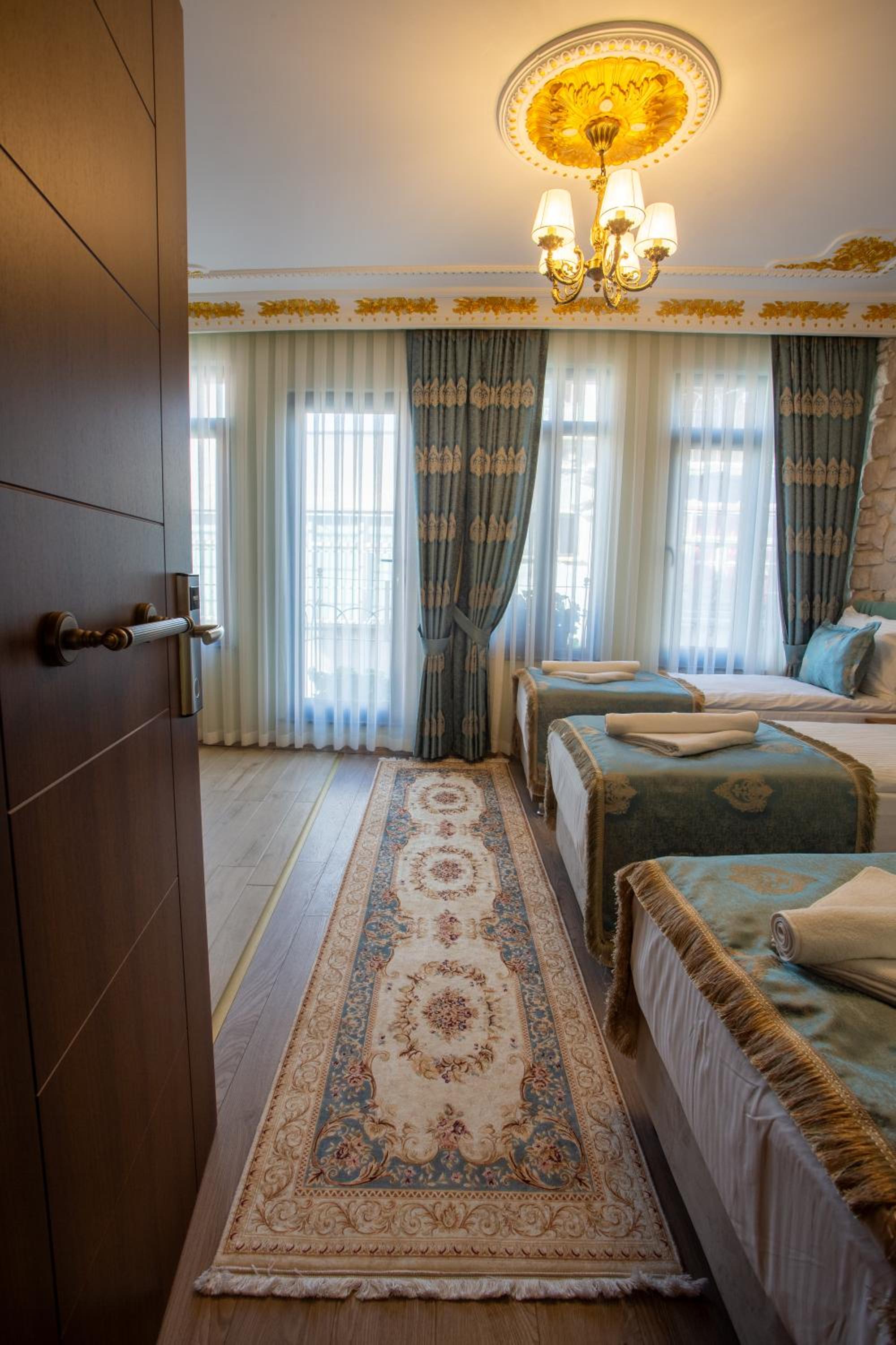 Comfort Triple Room photo 3