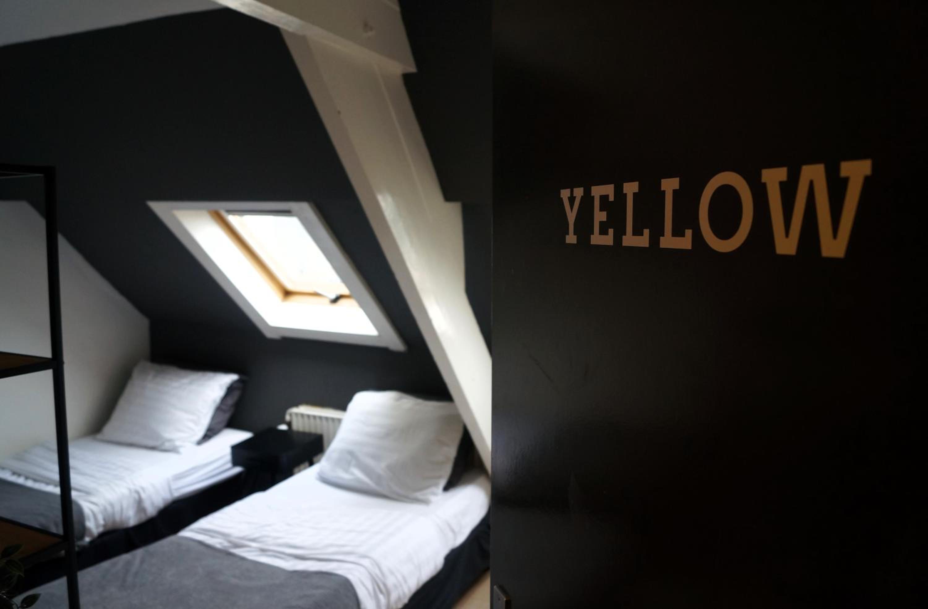 Double Room with Shared Bathroom photo 2