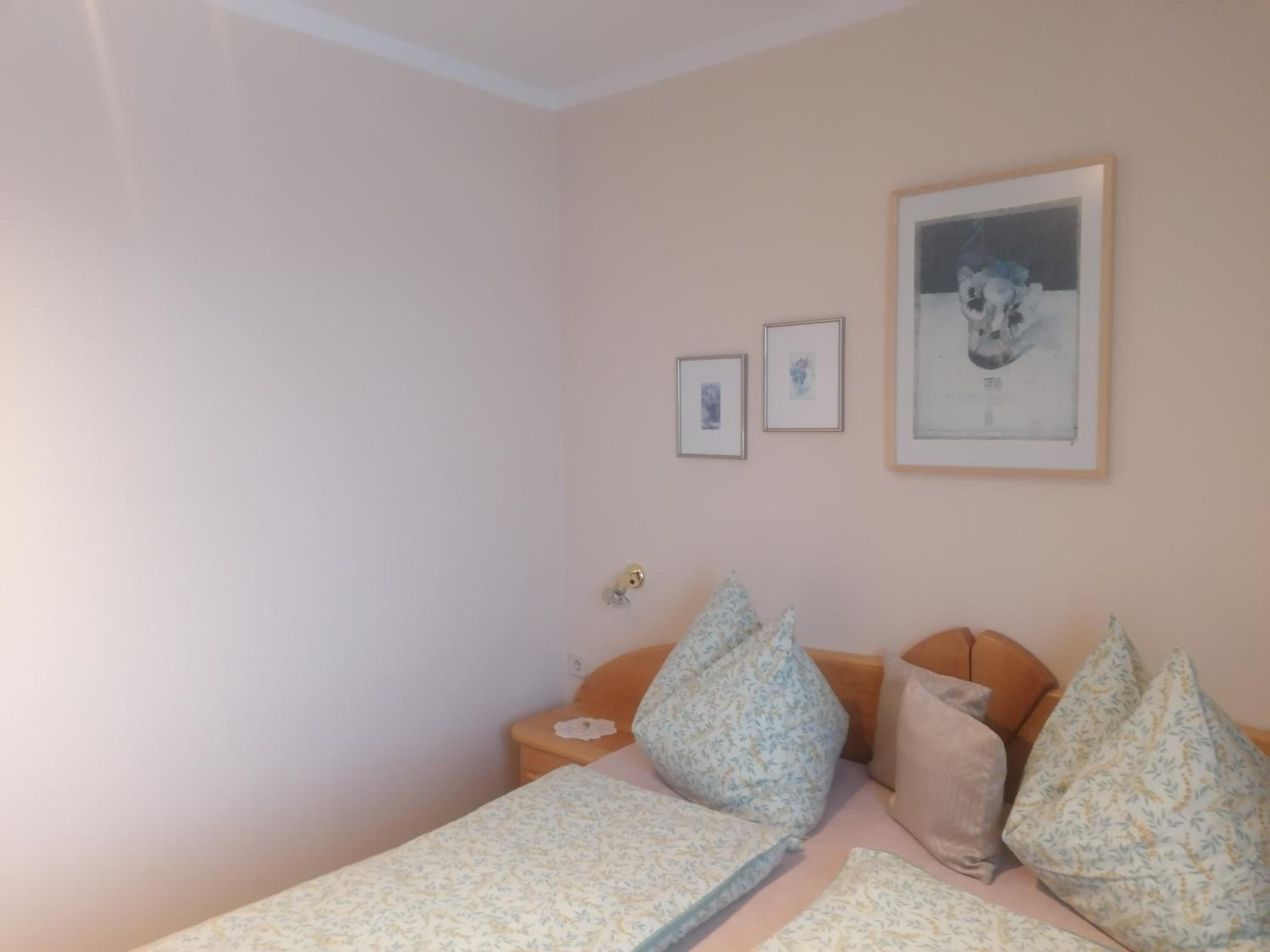 Apartment with Balcony - Photo 12
