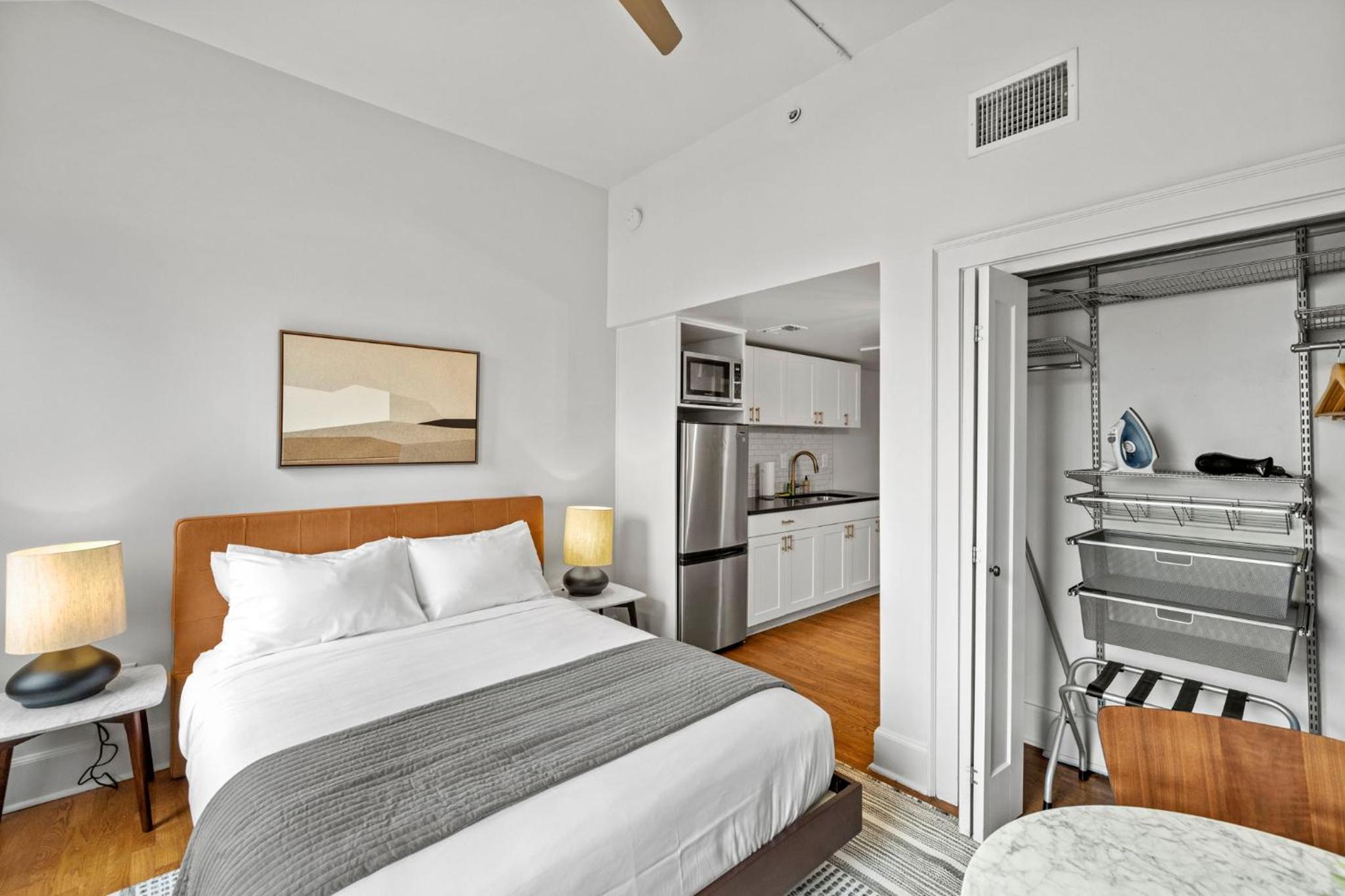 Apartment thumbnail 5