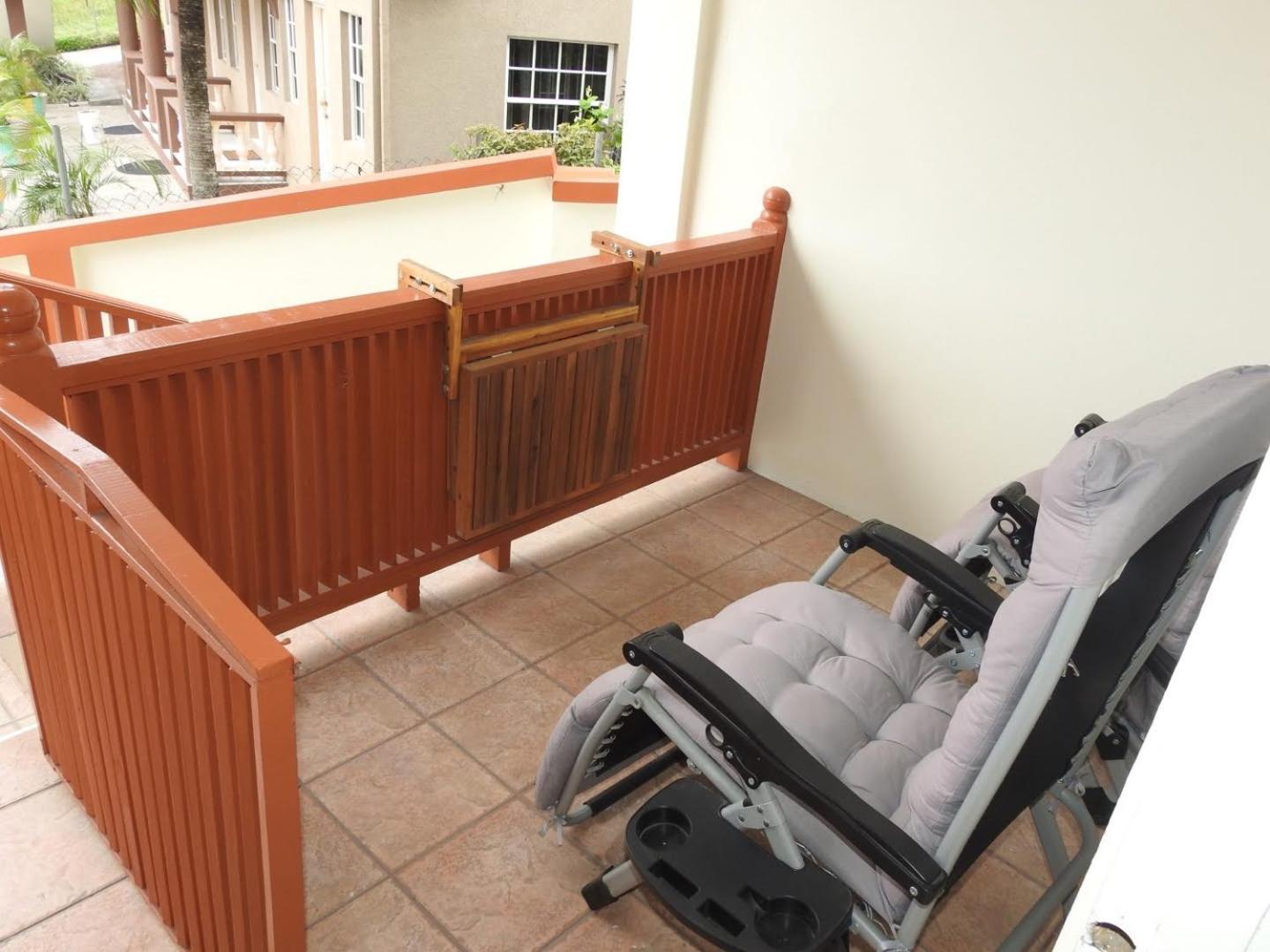 Studio Apartment photo 3