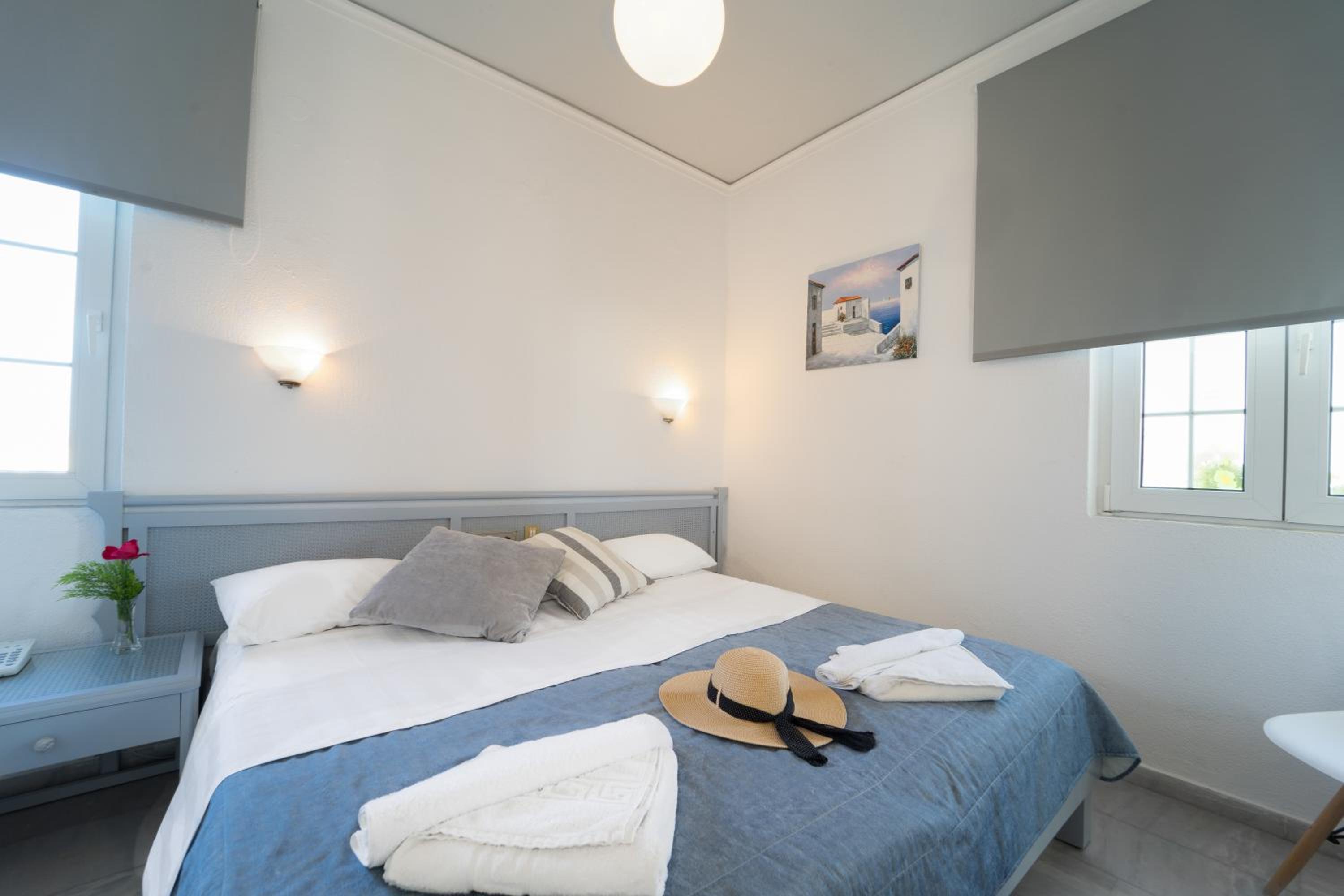 Apartment (2 Adults + 1 Child)