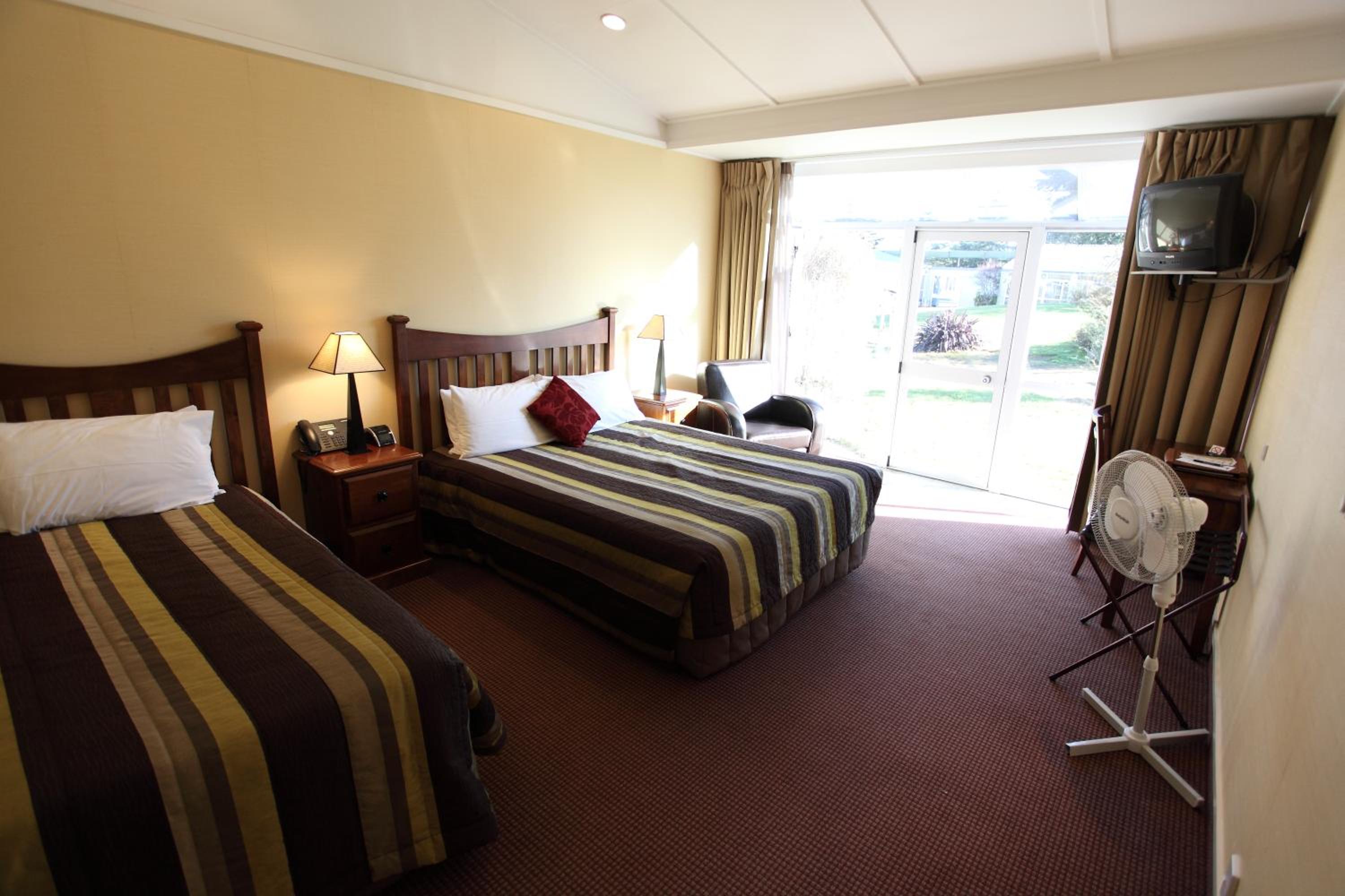 Standard Twin Room photo 3