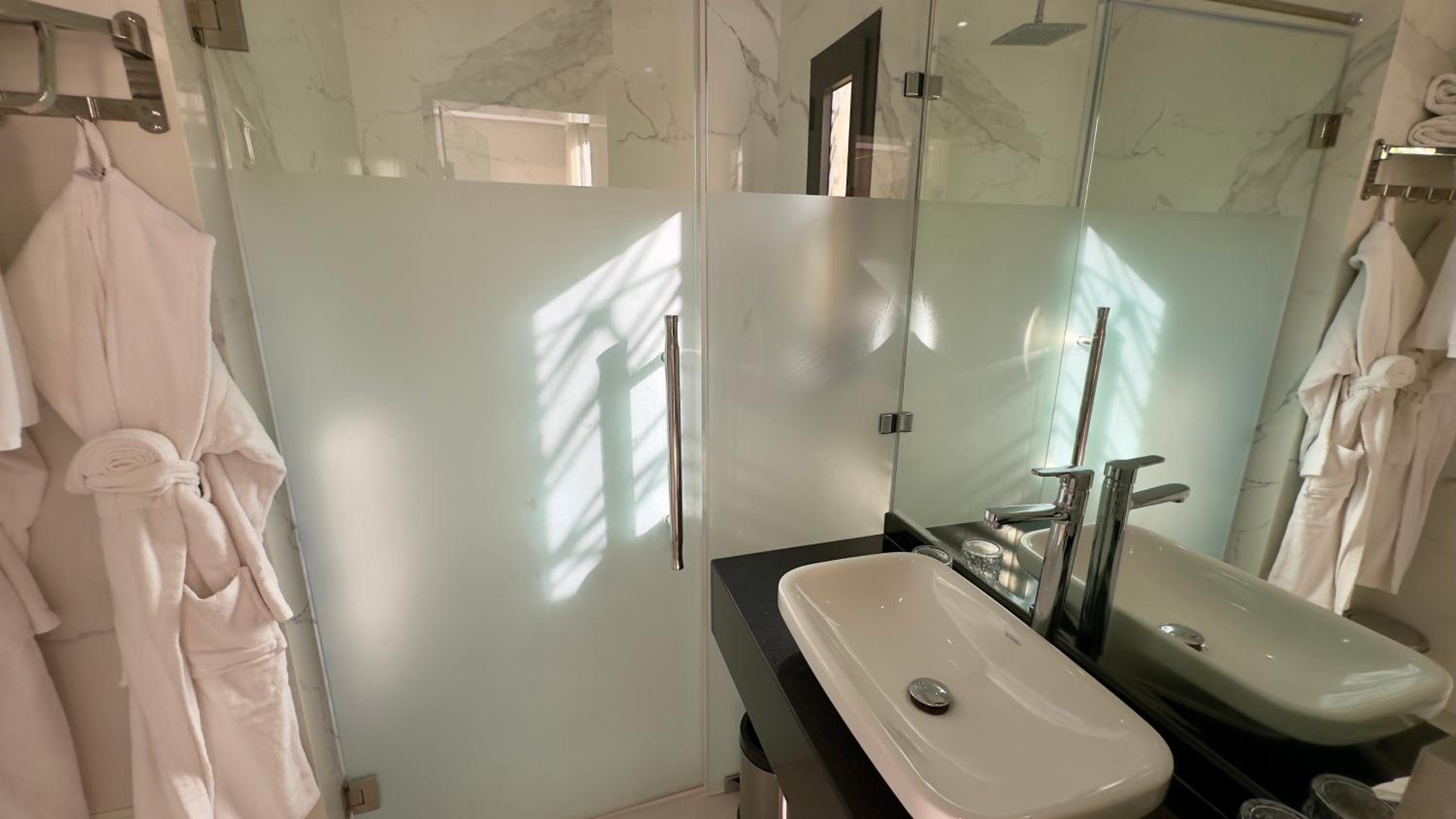 Junior Suite - Photo 9