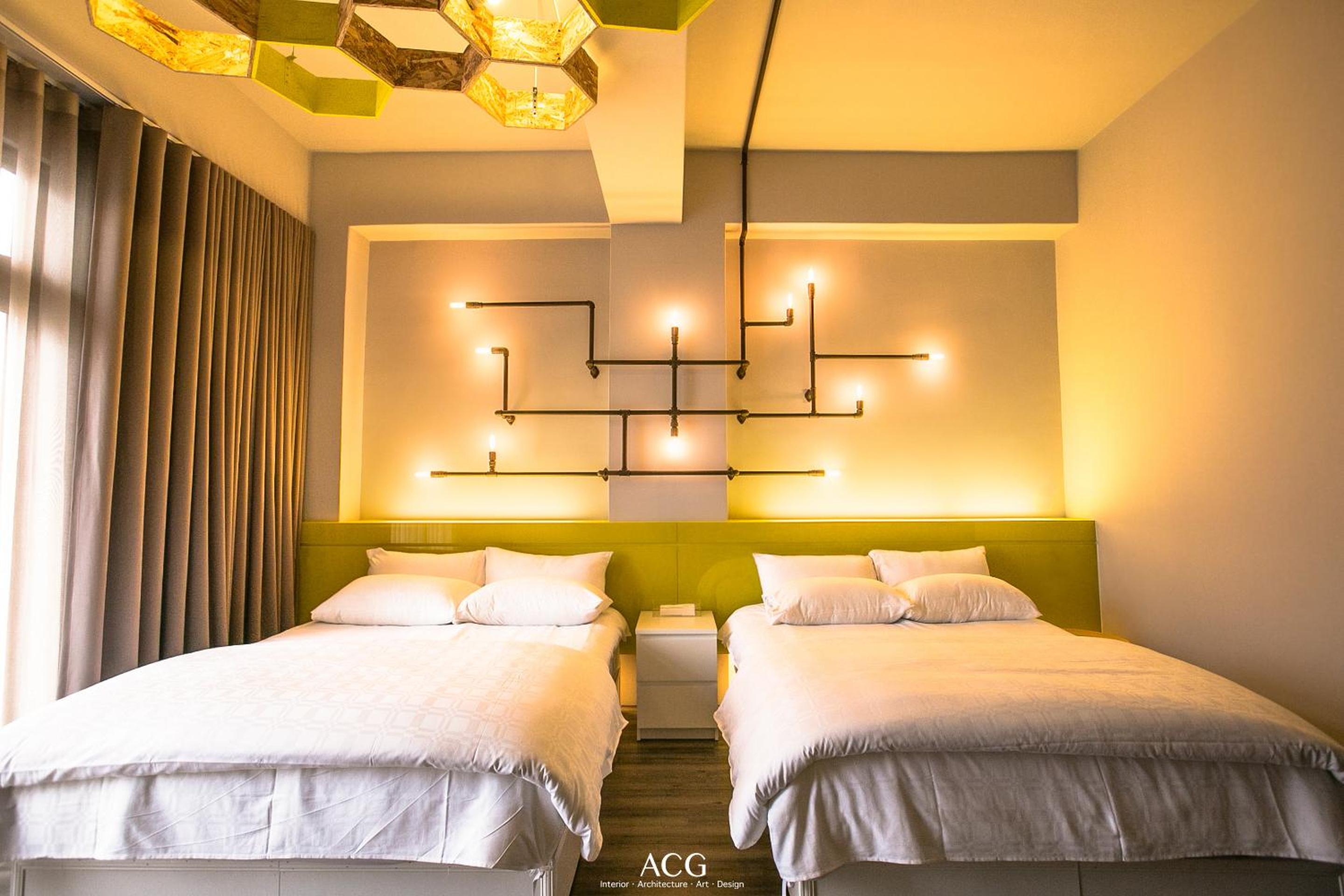 Quadruple Room with Balcony photo 1