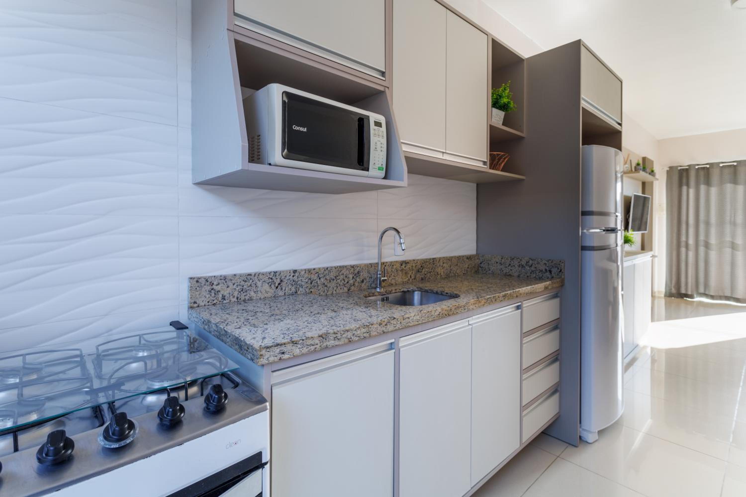 Two-Bedroom Apartment - Photo 2