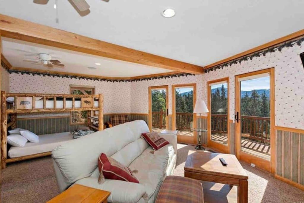 Three-Bedroom House - Photo 55