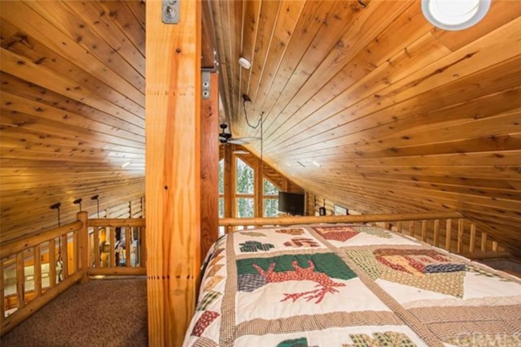Three-Bedroom House - Photo 8