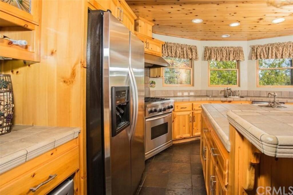 Three-Bedroom House - Photo 17