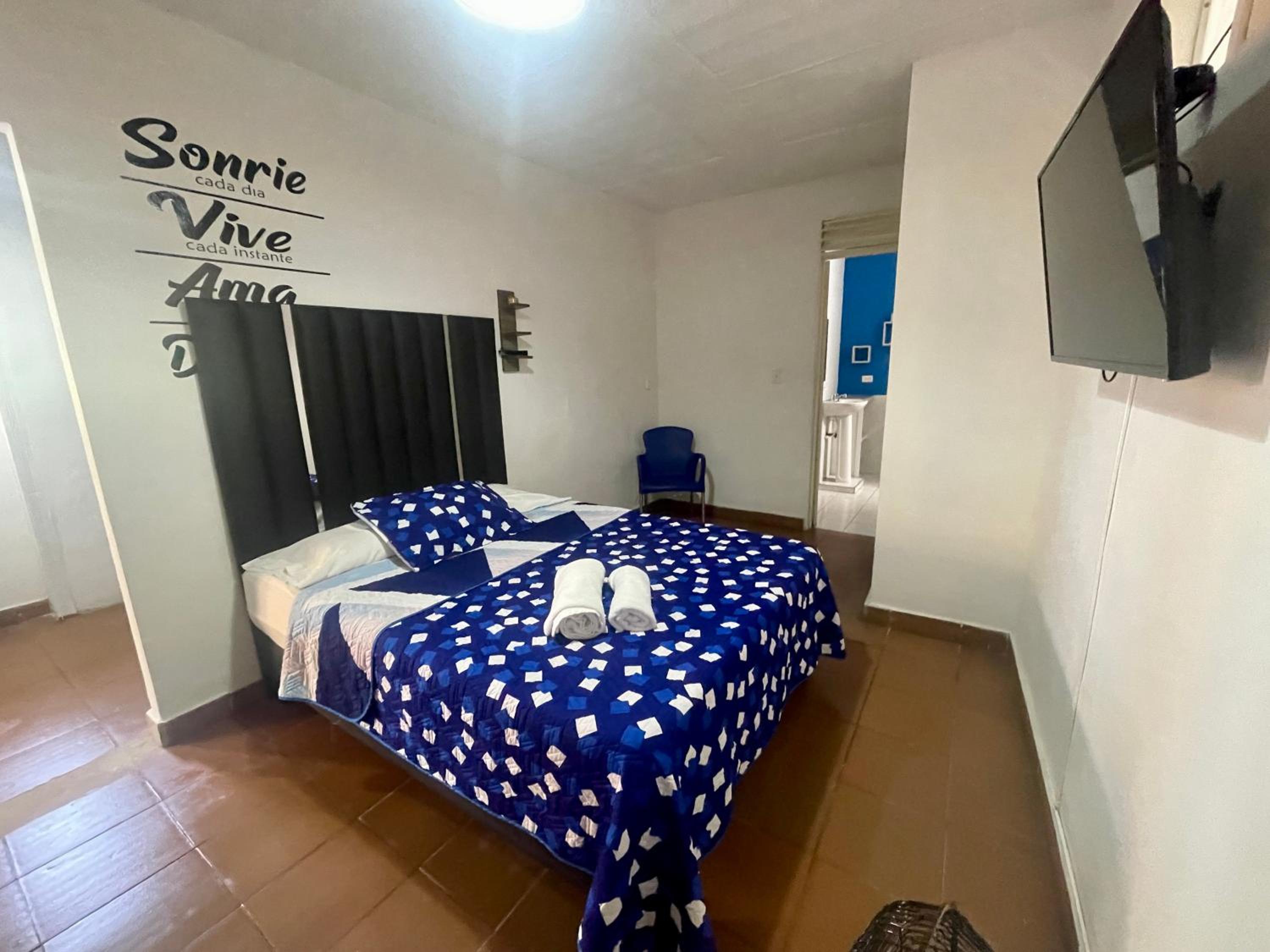Studio Apartment with One Double Bed