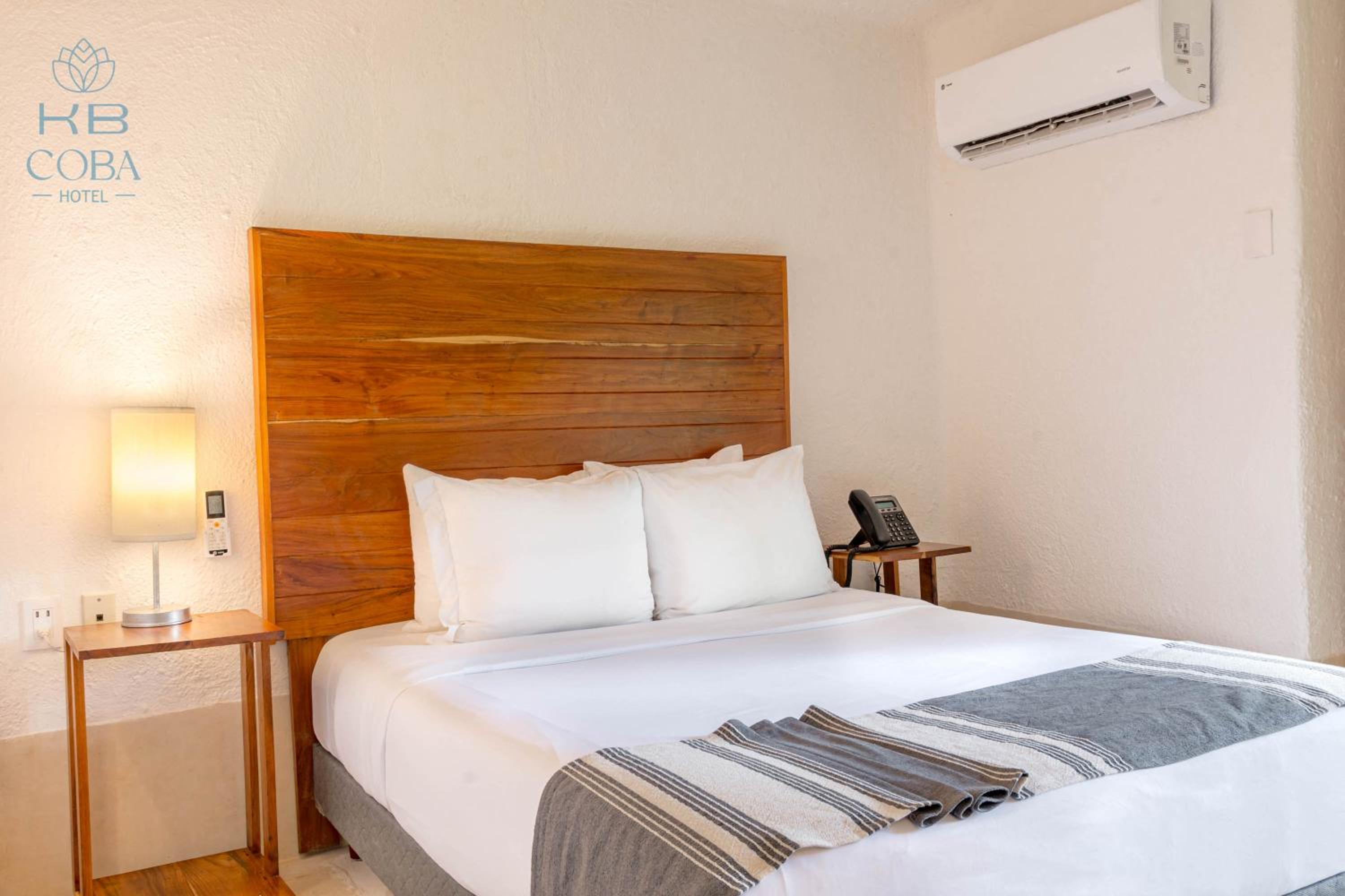 Deluxe Room - Photo 3