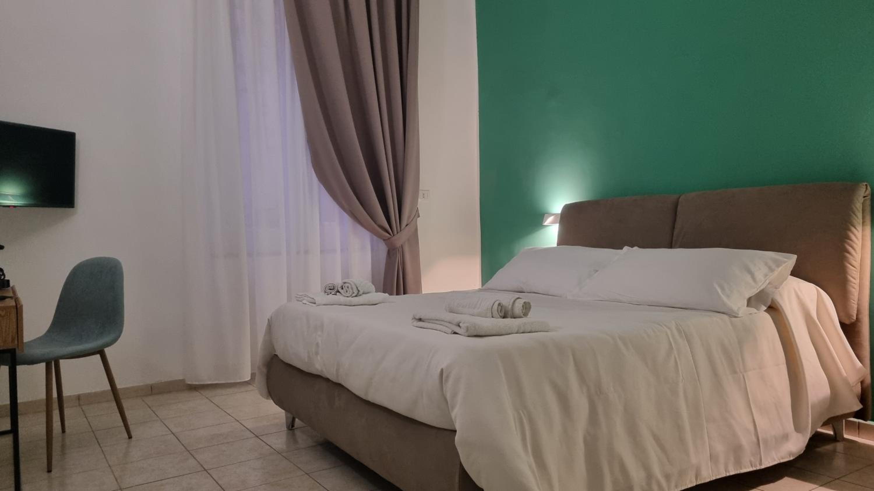 Large Double Room